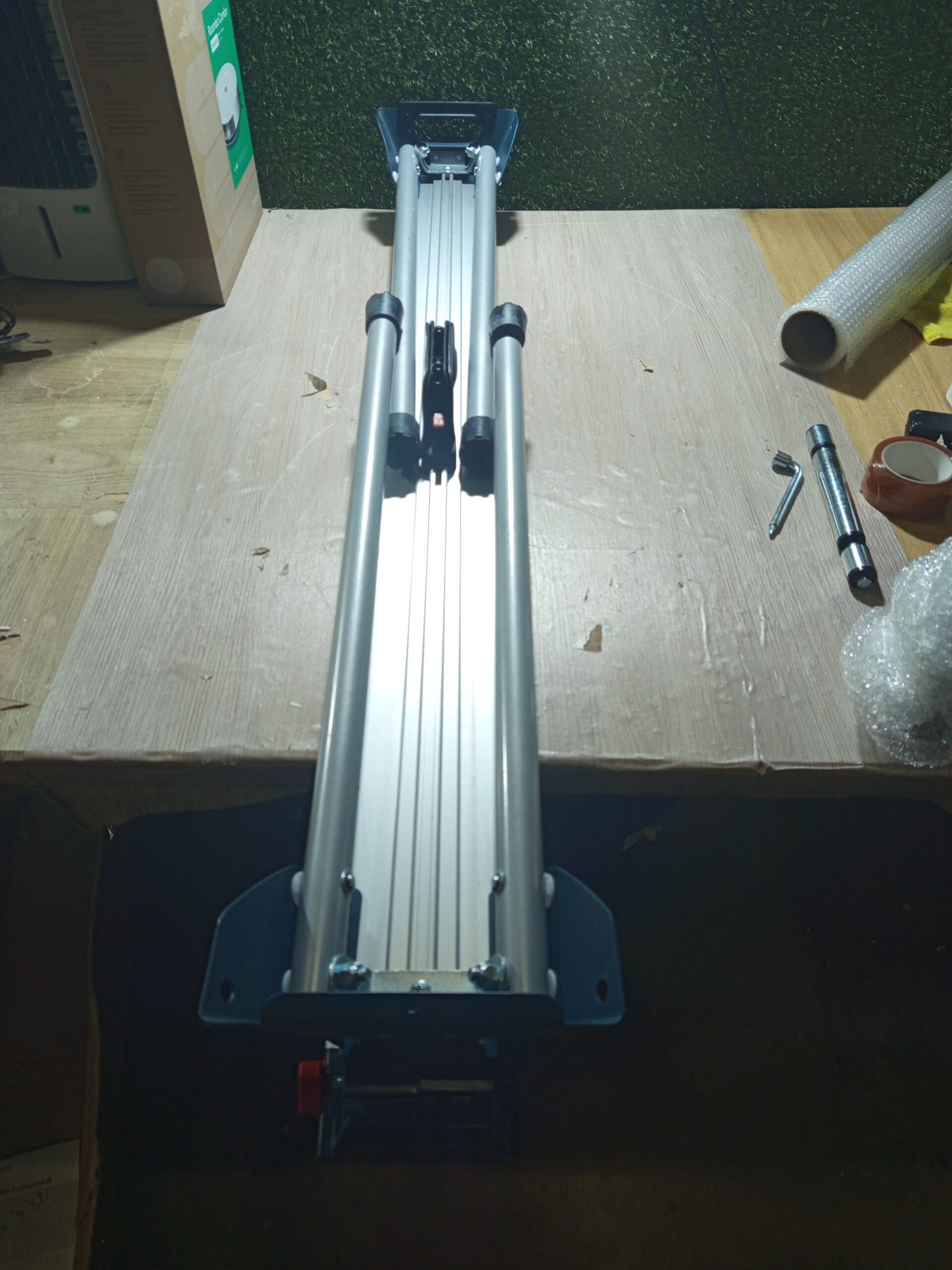 Bosch Professional mesa de trabajo para sierra ingletadora GTA 3800 - Imagen 3