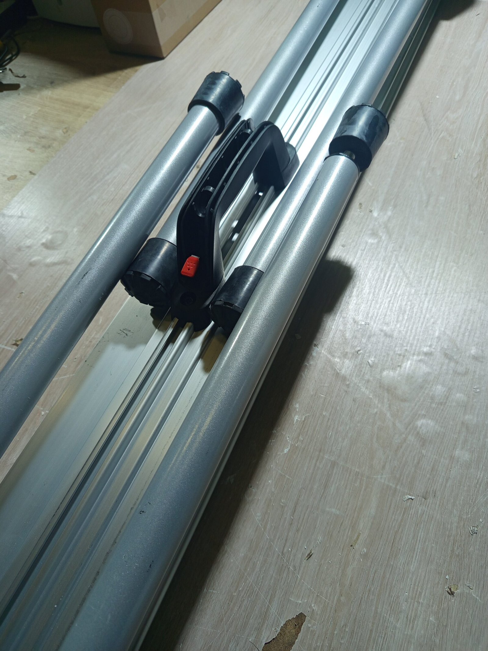 Bosch Professional mesa de trabajo para sierra ingletadora GTA 3800 - Imagen 8