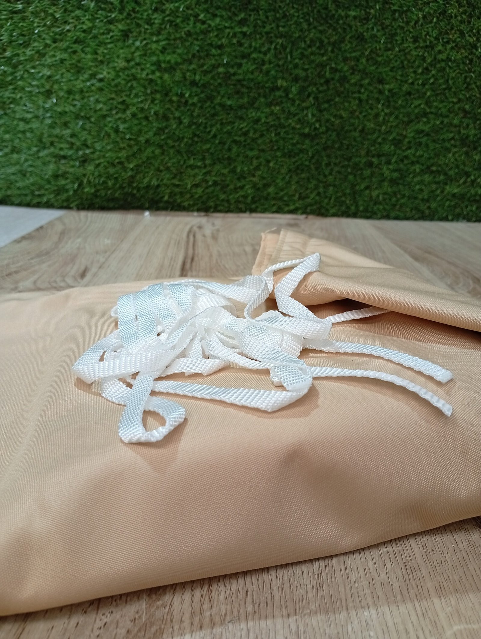 Toldo triangular - COLOR ARENA 2x2x2m - LOVE STORY. - Imagen 3