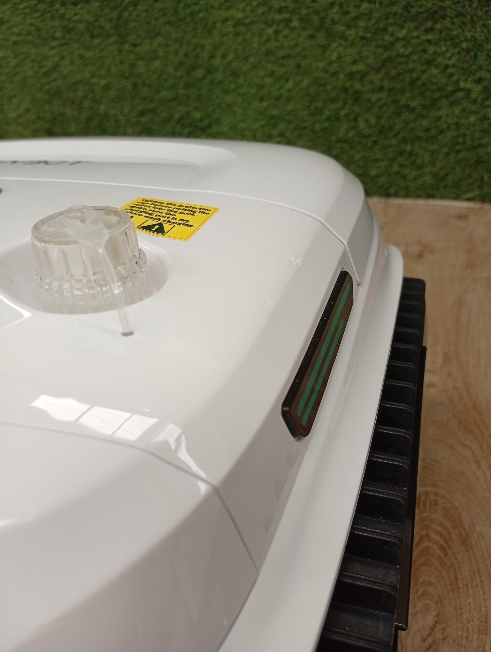 Robot de piscina - C2 Vision - WYBOT - Imagen 3