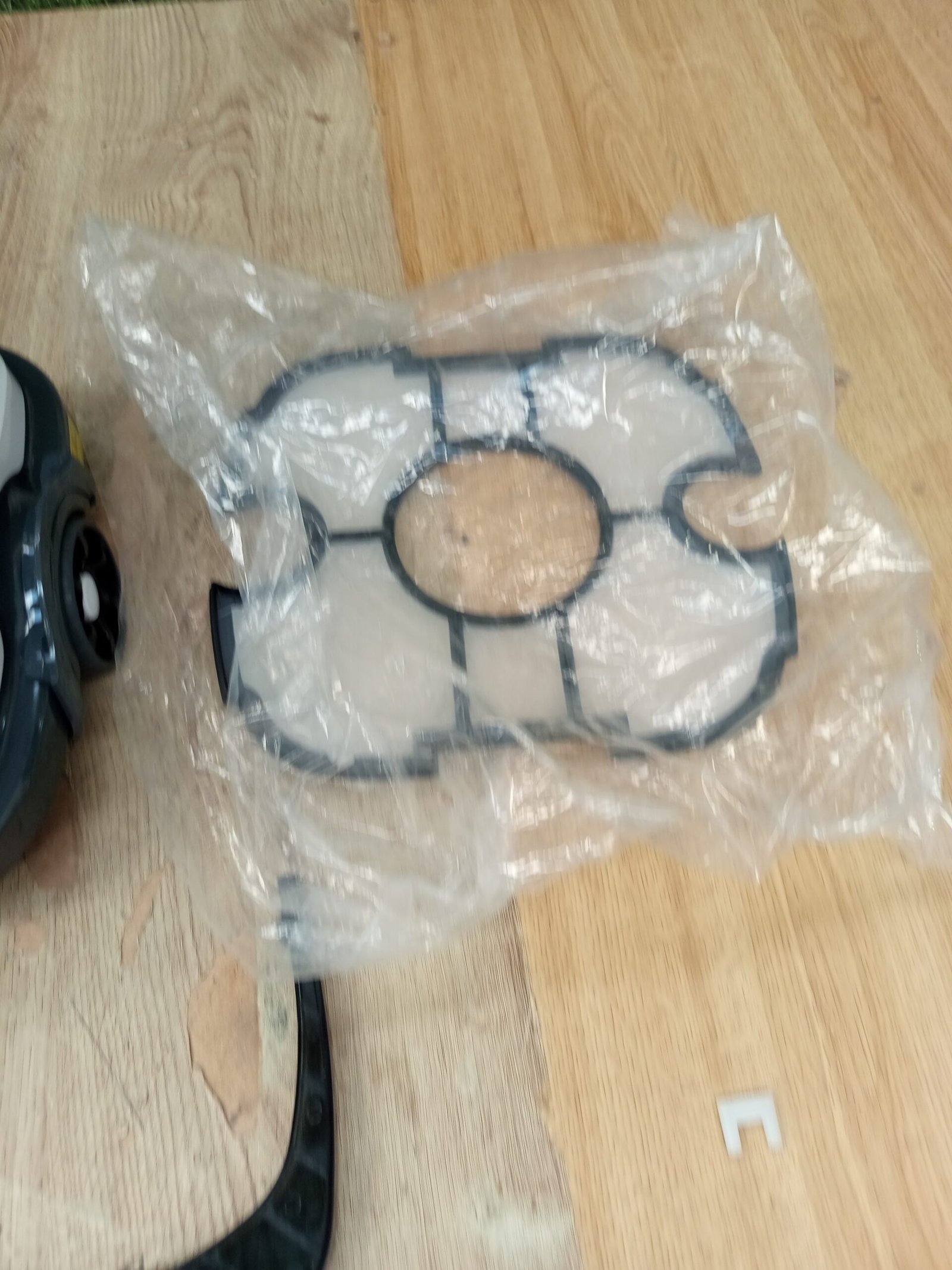 Robot Limpiafondos Inalámbrico - Imagen 3