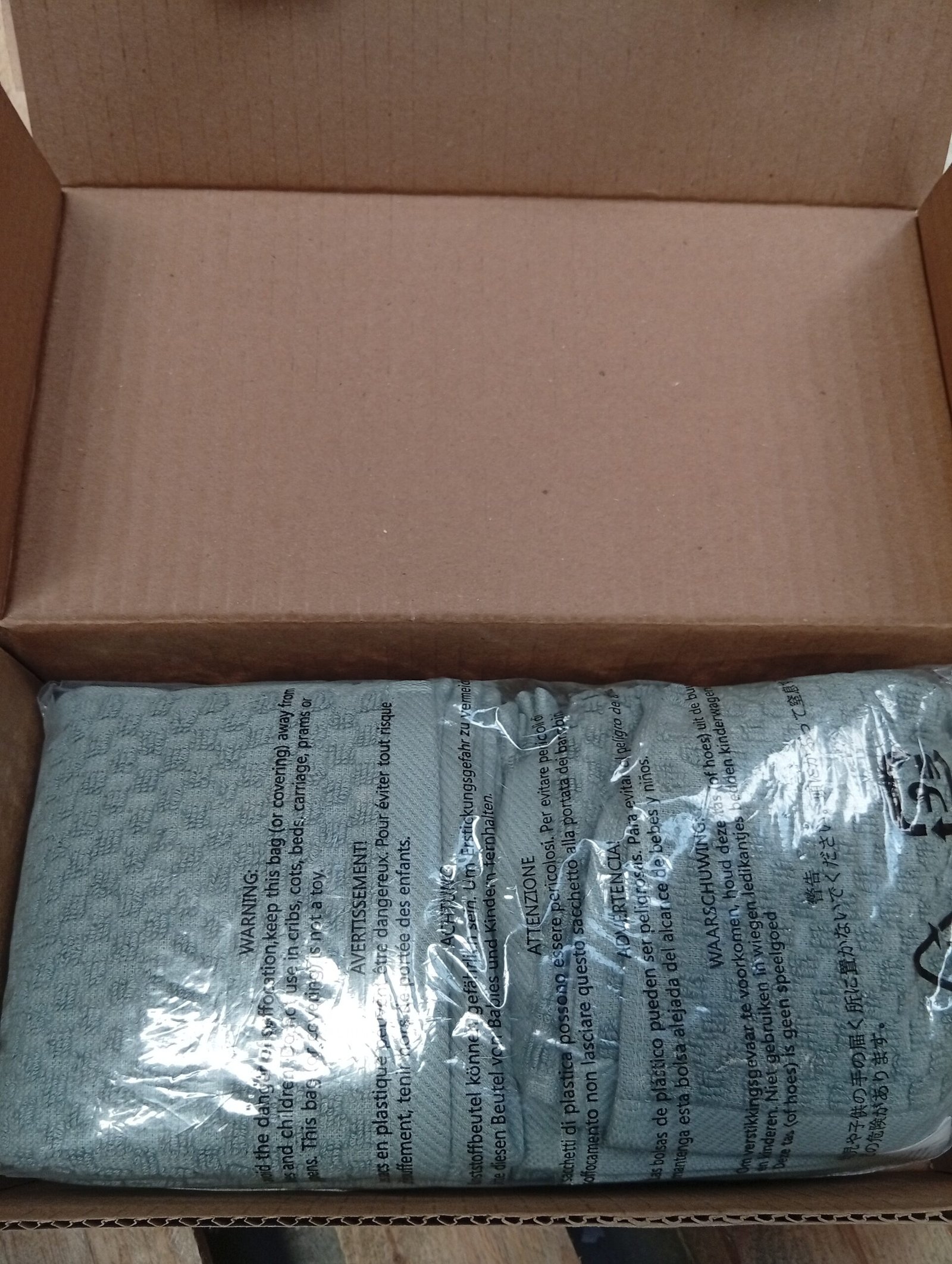 Toallita faciales de algodón - Amazon Basics - Imagen 3