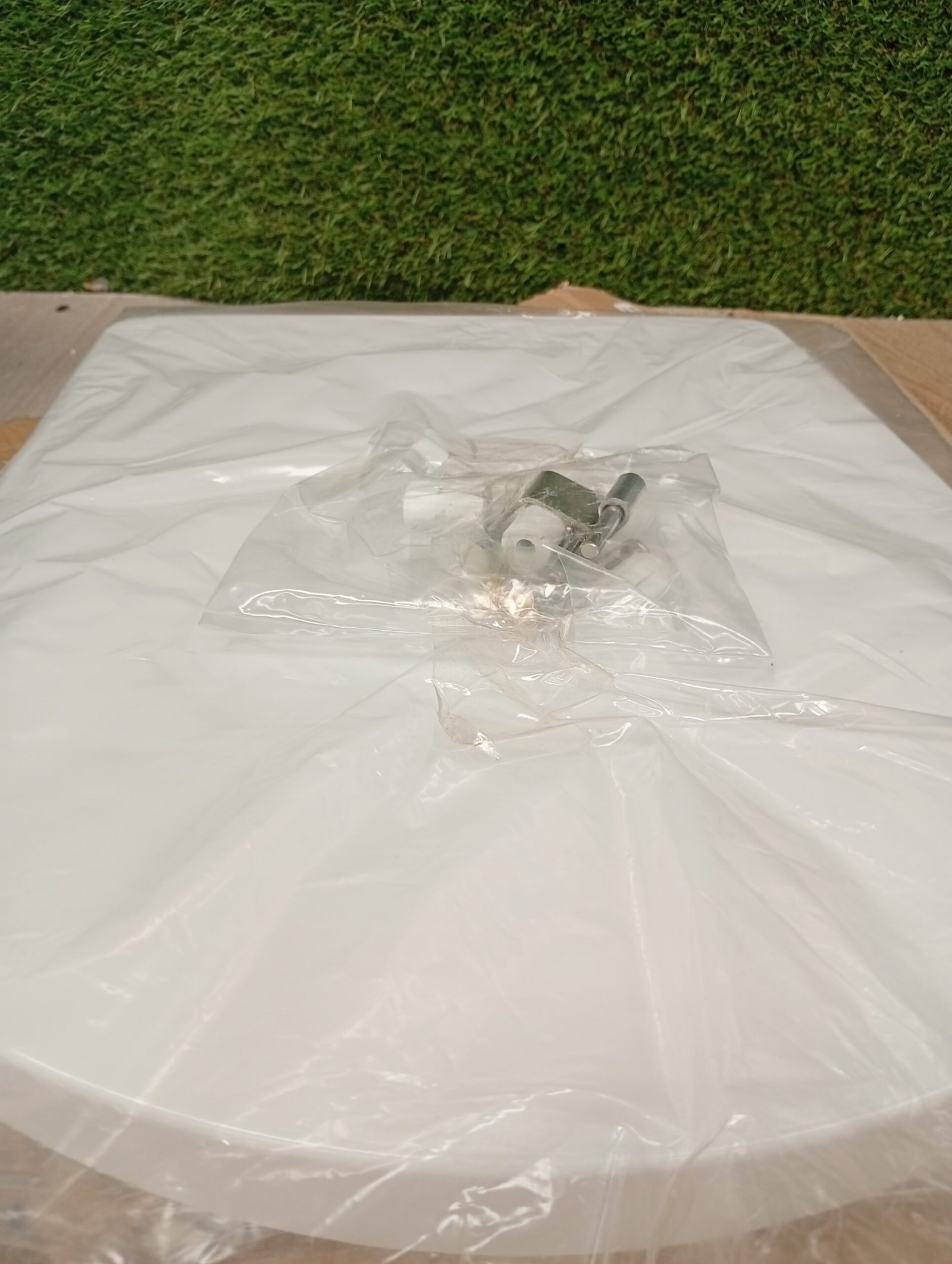 Asiento Fijo para el Inodoro - 37 x 5 x 45 cm – Modelo G5161701 - Gala Smart New - Imagen 3