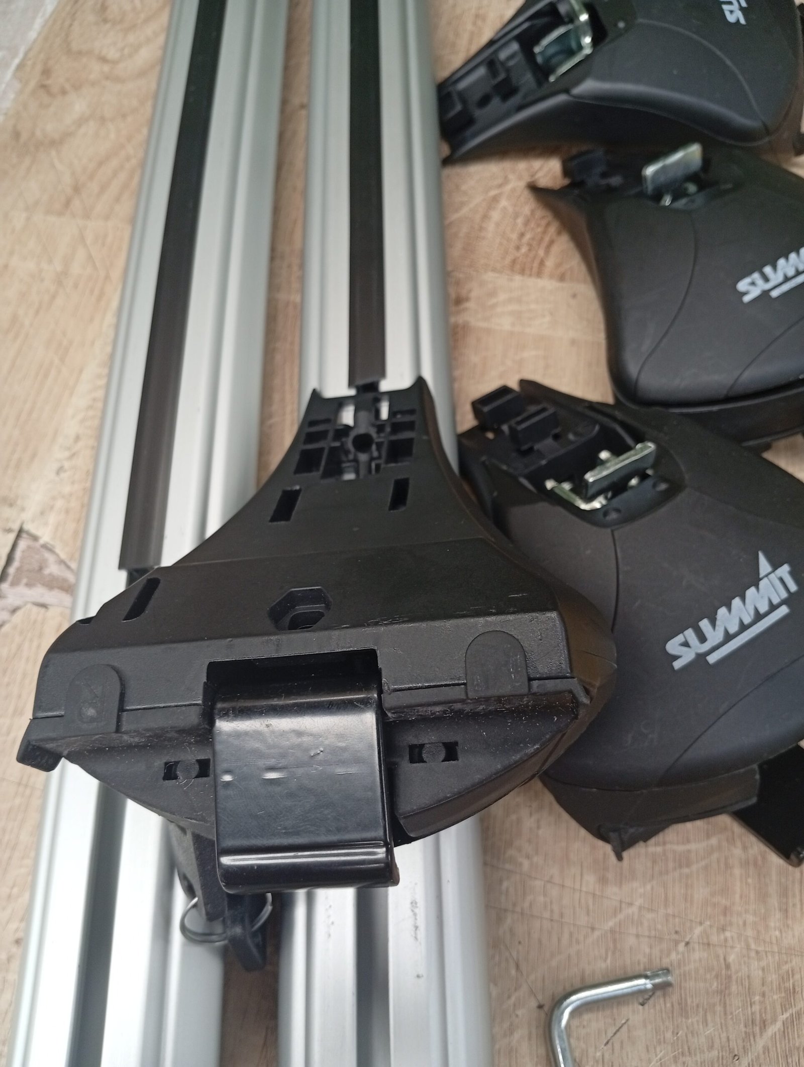 Baca integrada - Aluminio, 2 Unidades SUP-957 - Summit - Imagen 3