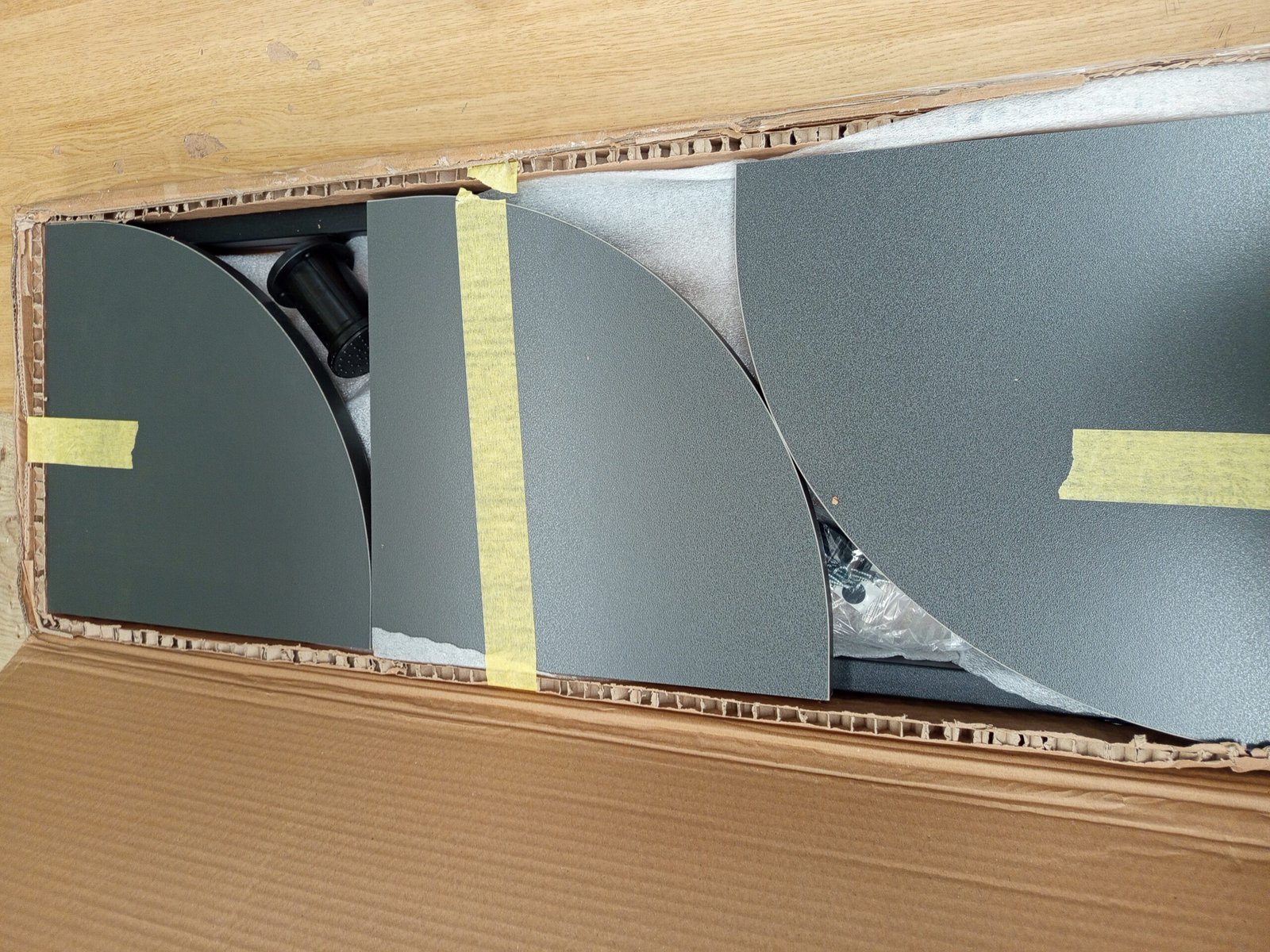 Estante esquinero de madera - Imagen 3