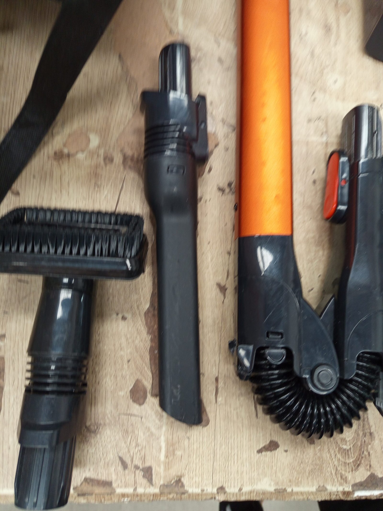 Shark Aspiradora escoba sin cable - Imagen 3