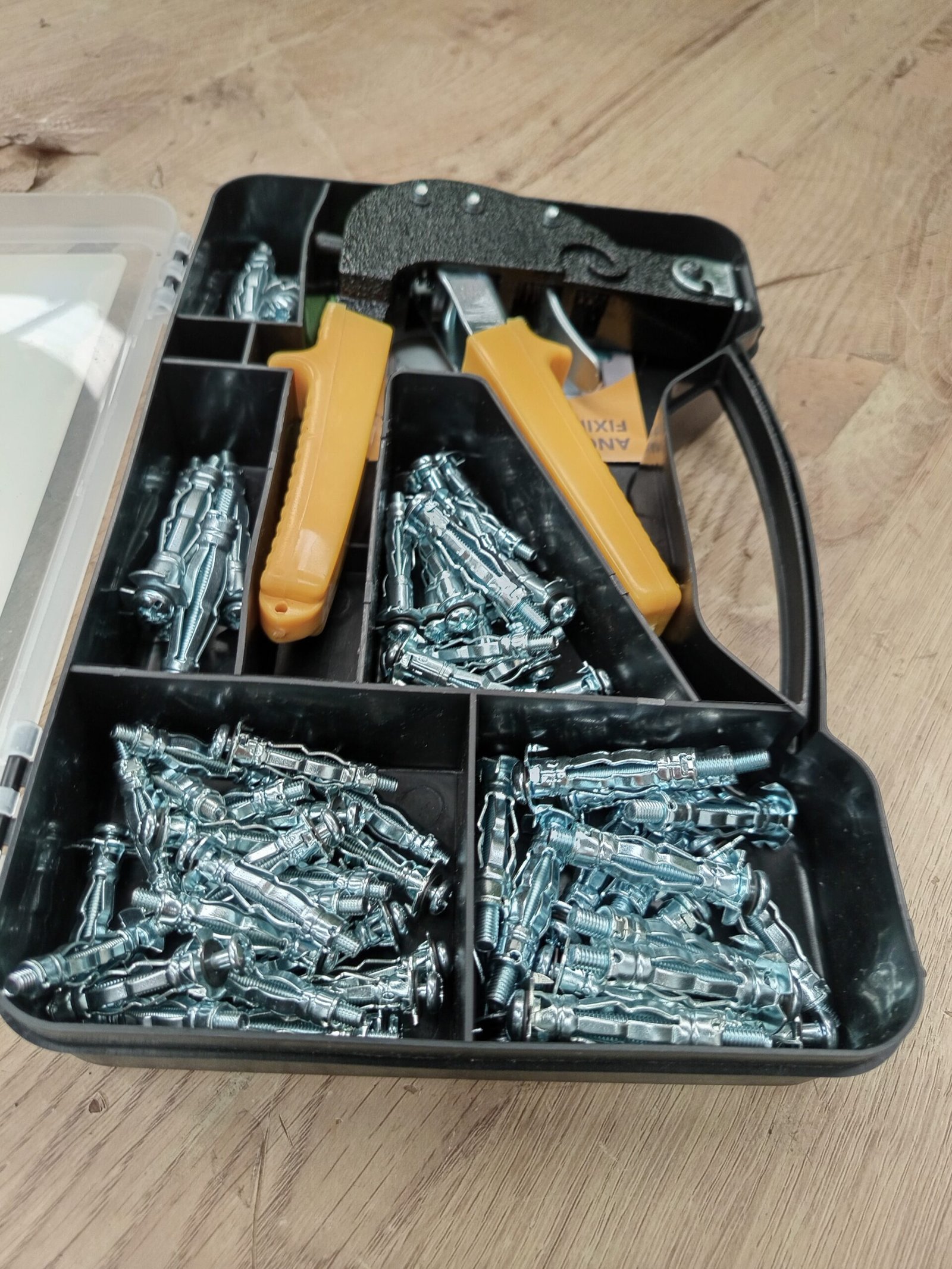 BLOSTM Fijaciones Para Paredes - Imagen 3