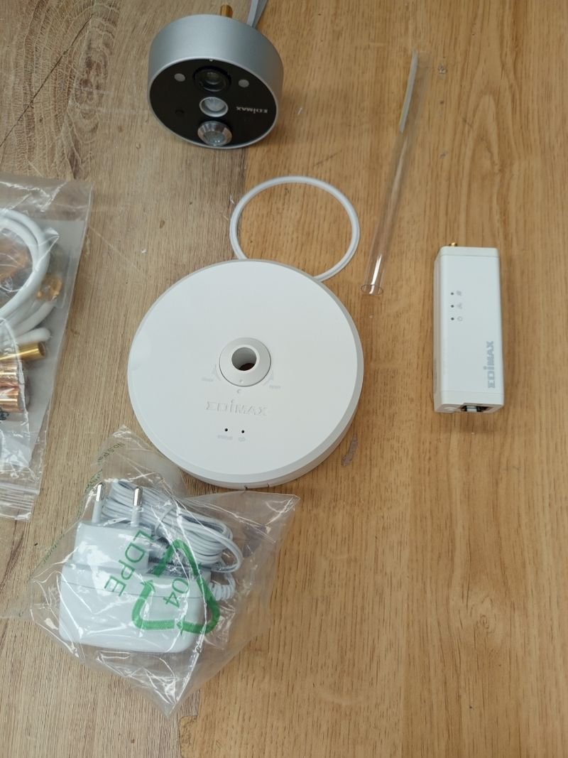 Edimax IC-6220DC - Cámara Wifi Timbre Inteligente - Imagen 3