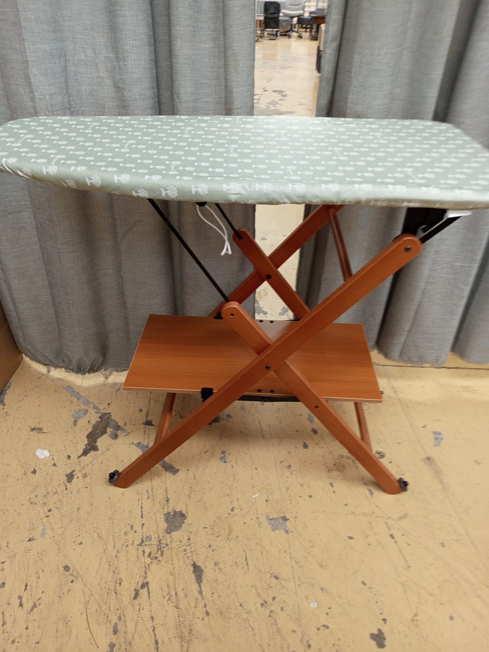 Foppapedretti Assai Tabla de Planchar - Imagen 3