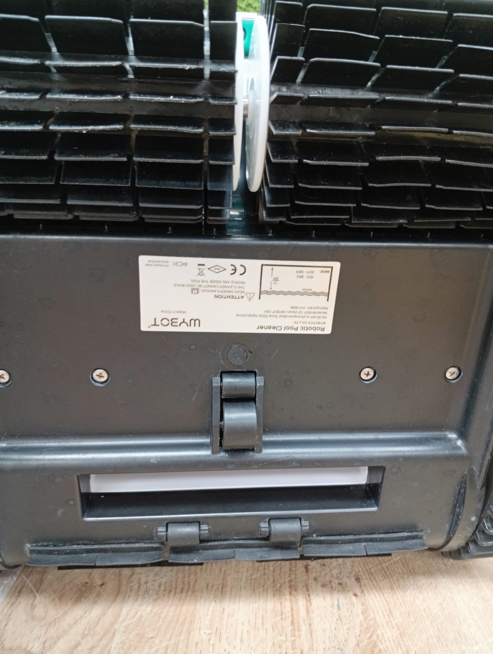 Robot de piscina - C2 Vision - WYBOT - Imagen 4