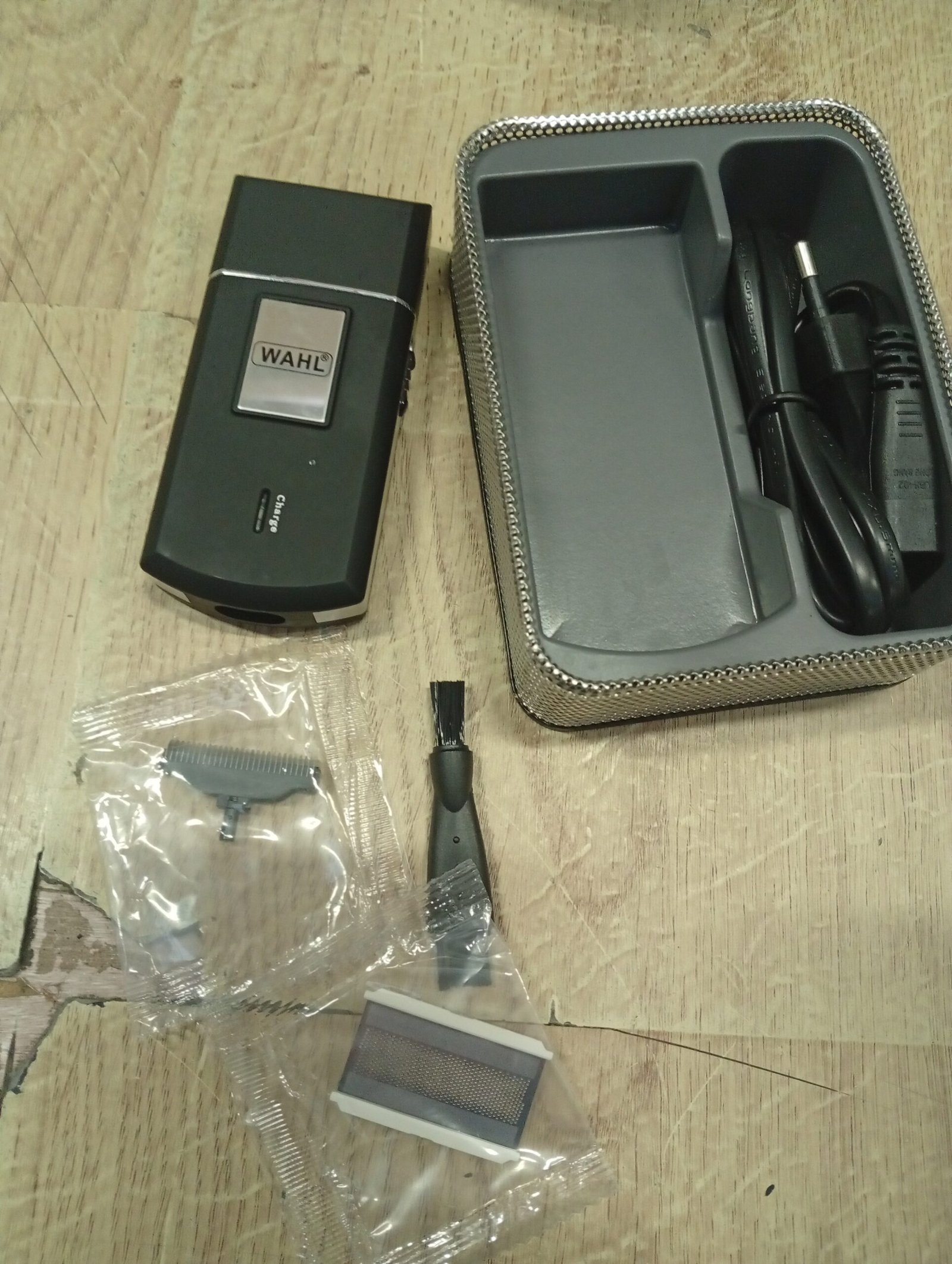 Afeitadora eléctrica - plata - Wahl - Imagen 4