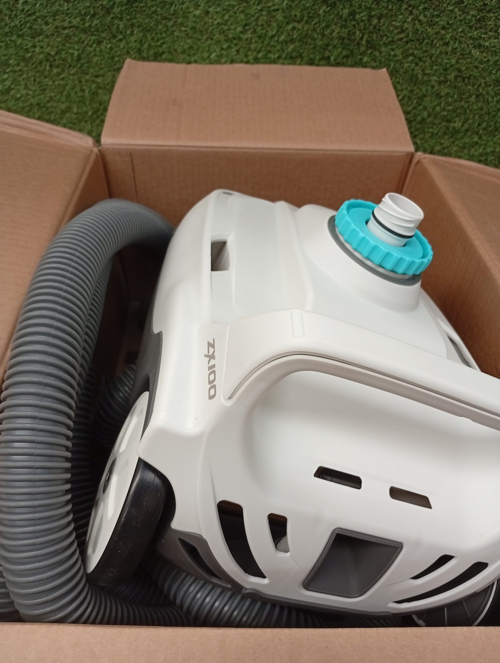 Robot limpiafondos - 28006EX-ZX100 - Intex - Imagen 2