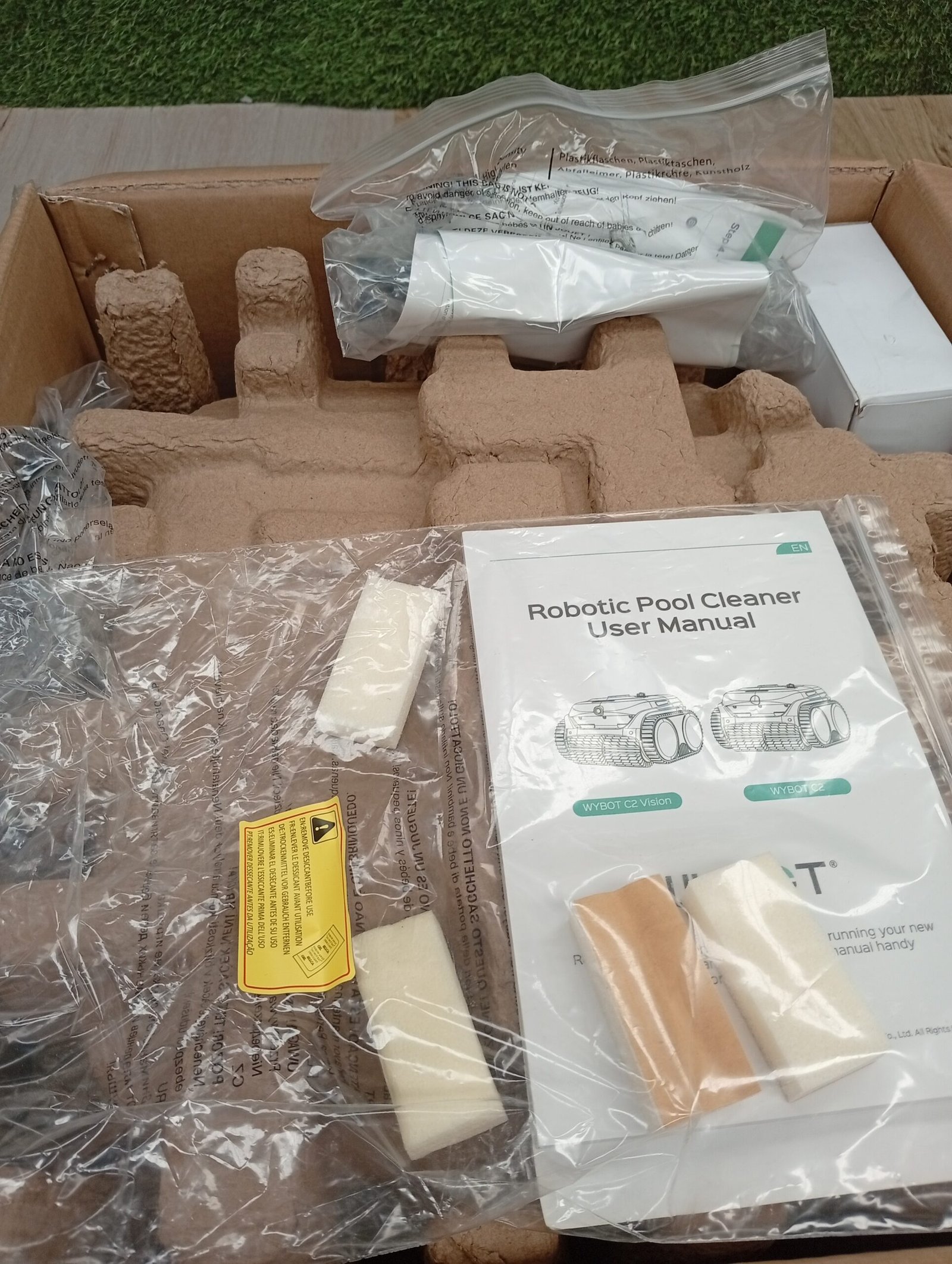 Robot limpiafondos - C2 - WYBOT.. - Imagen 2