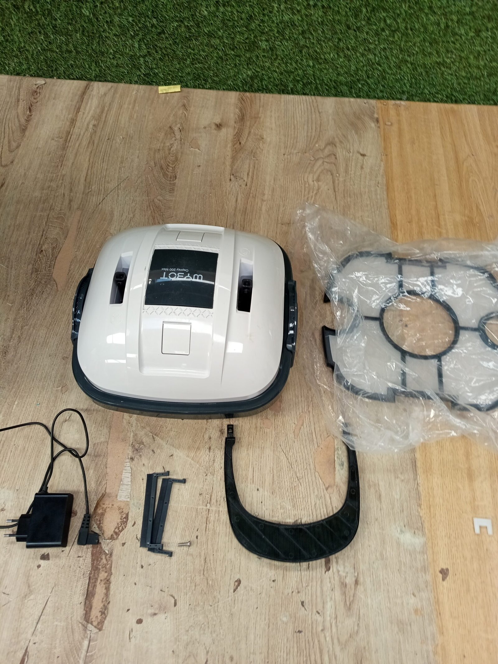 Robot Limpiafondos Inalámbrico - Imagen 2