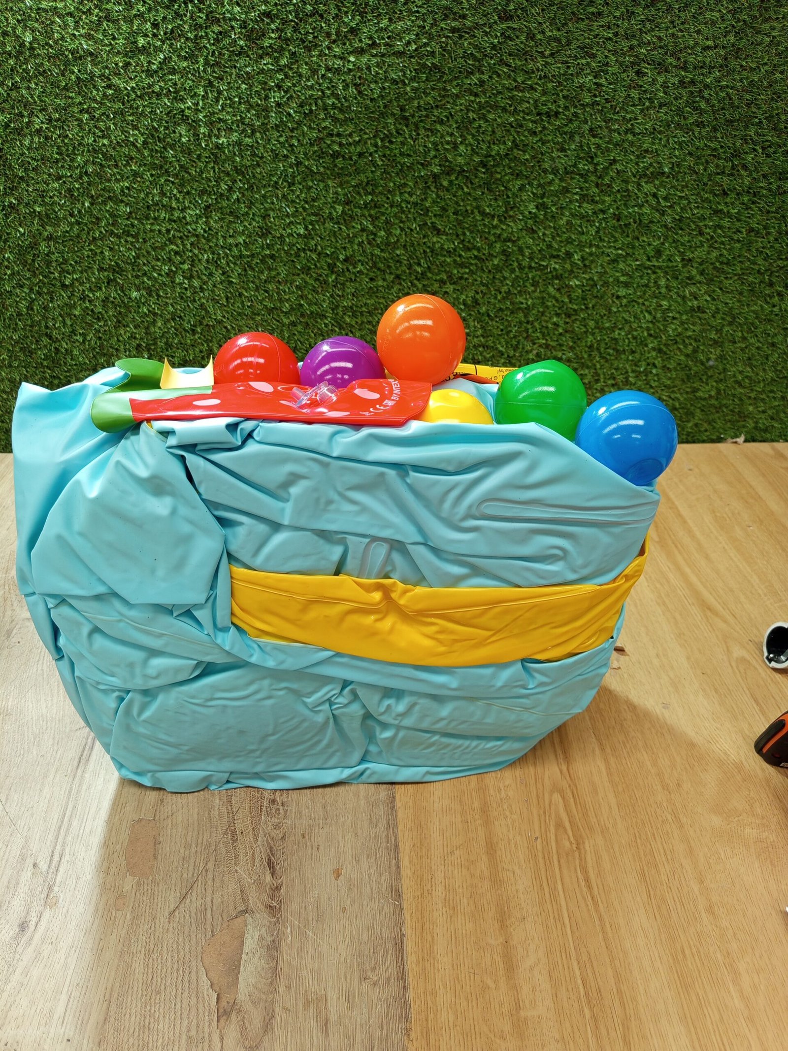 INTEX 57158 - Centro de juegos frutas - Imagen 2