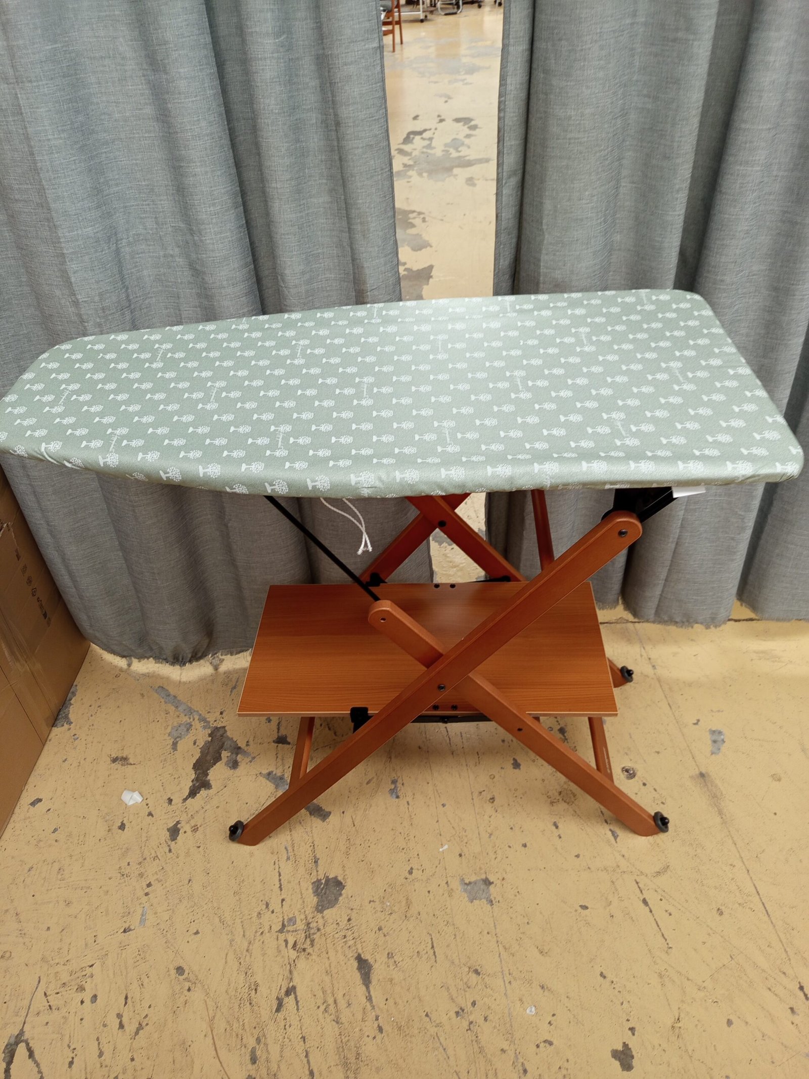 Foppapedretti Assai Tabla de Planchar - Imagen 2