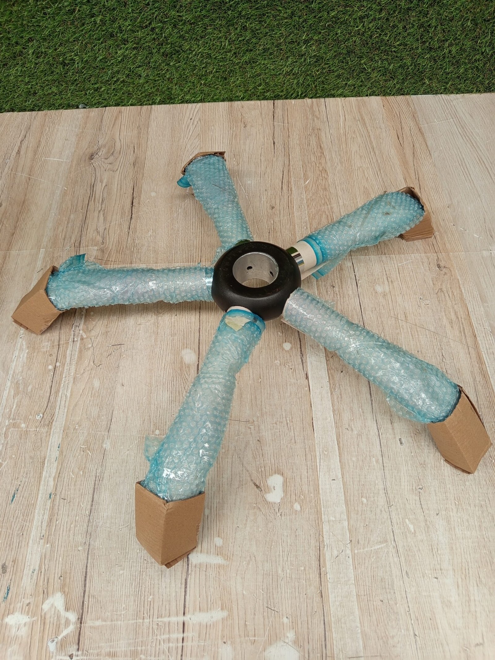 Silla de oficina giratoria (gris). - Imagen 5