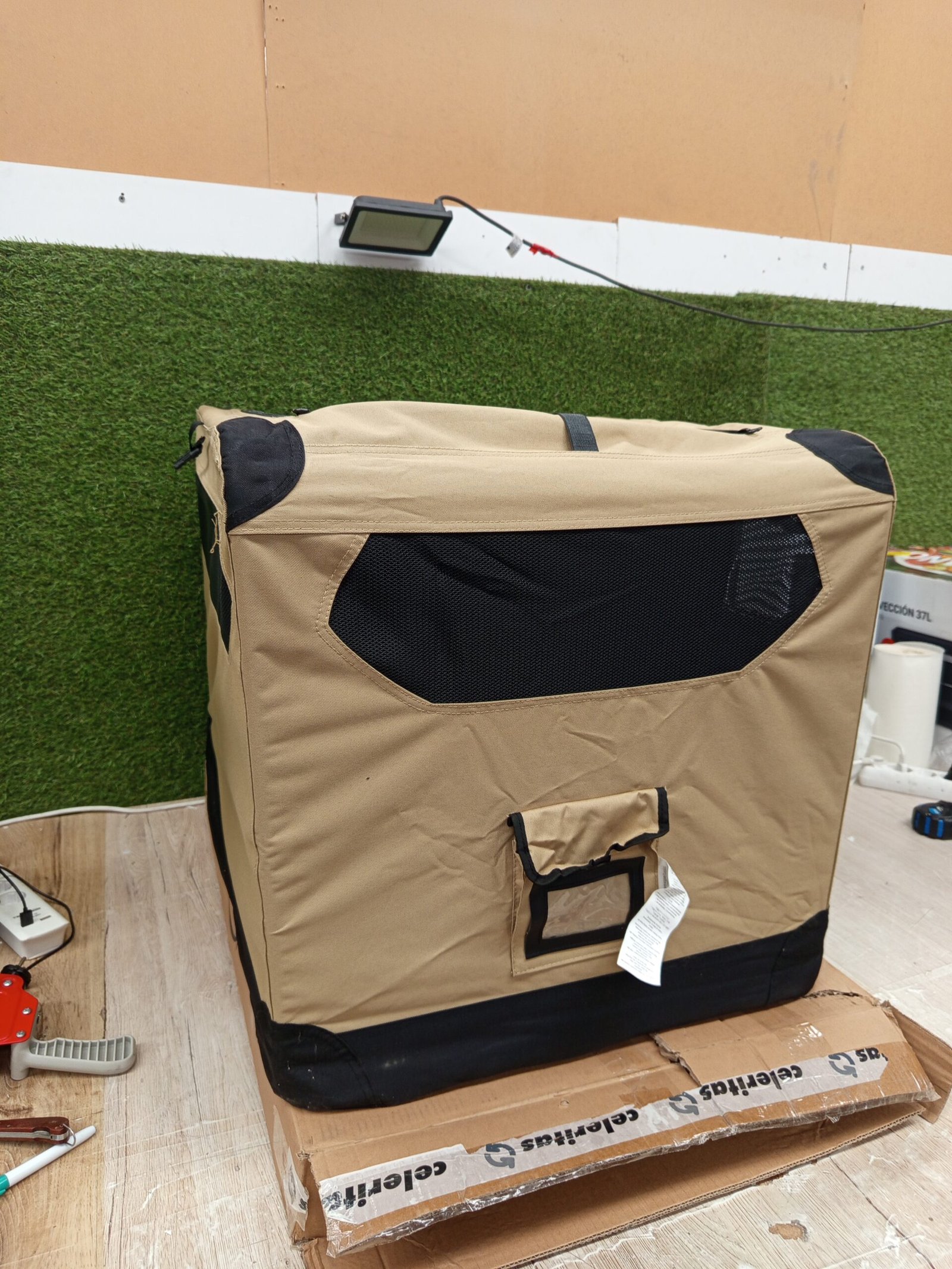 Amazon Basics Transportín portátil plegable de 2 puertas para perros y gatos, - Imagen 5