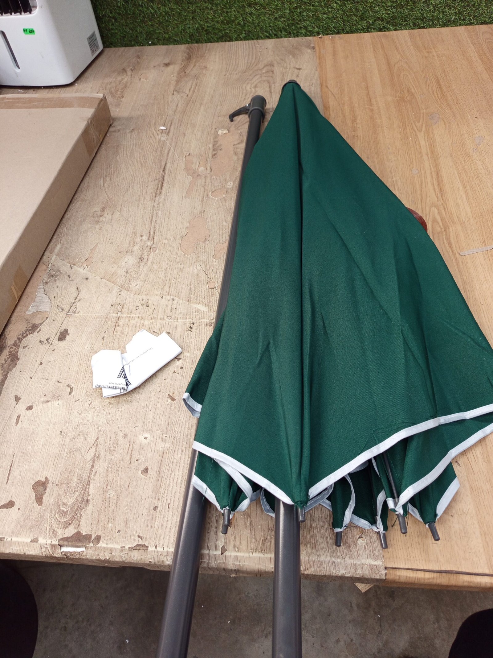 sombrilla redonda con protección. - Imagen 5