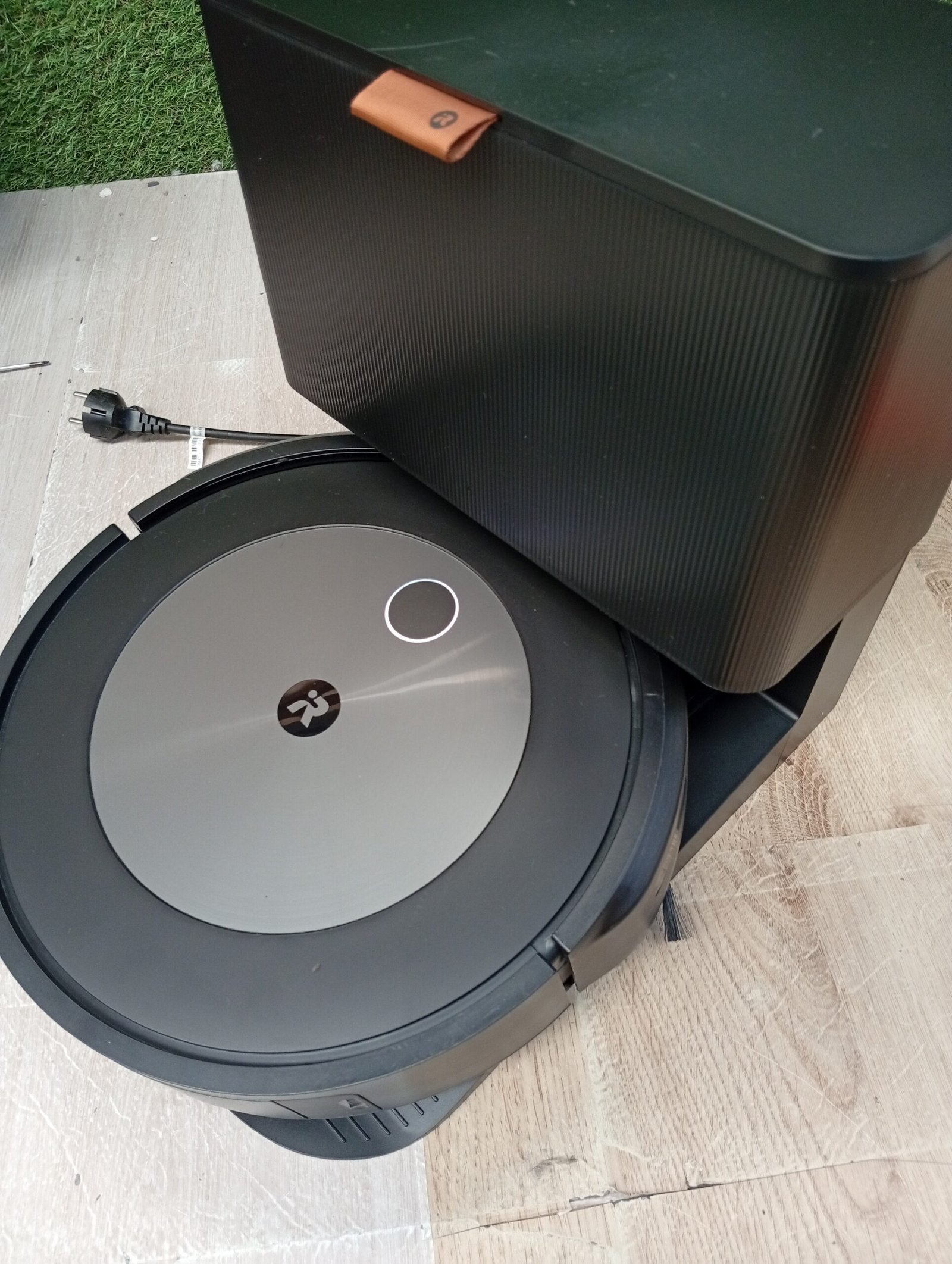 Roomba - j7+ Aspiradora robot con Wi-Fi - iRobot - Imagen 6