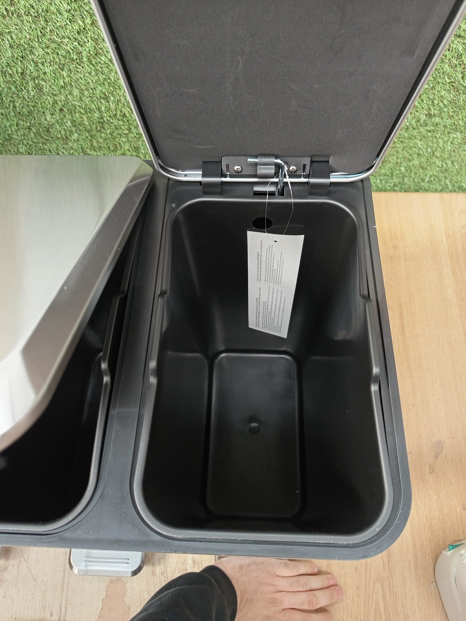 Cubo de basura SONGMICS LTB740E45 - Imagen 6