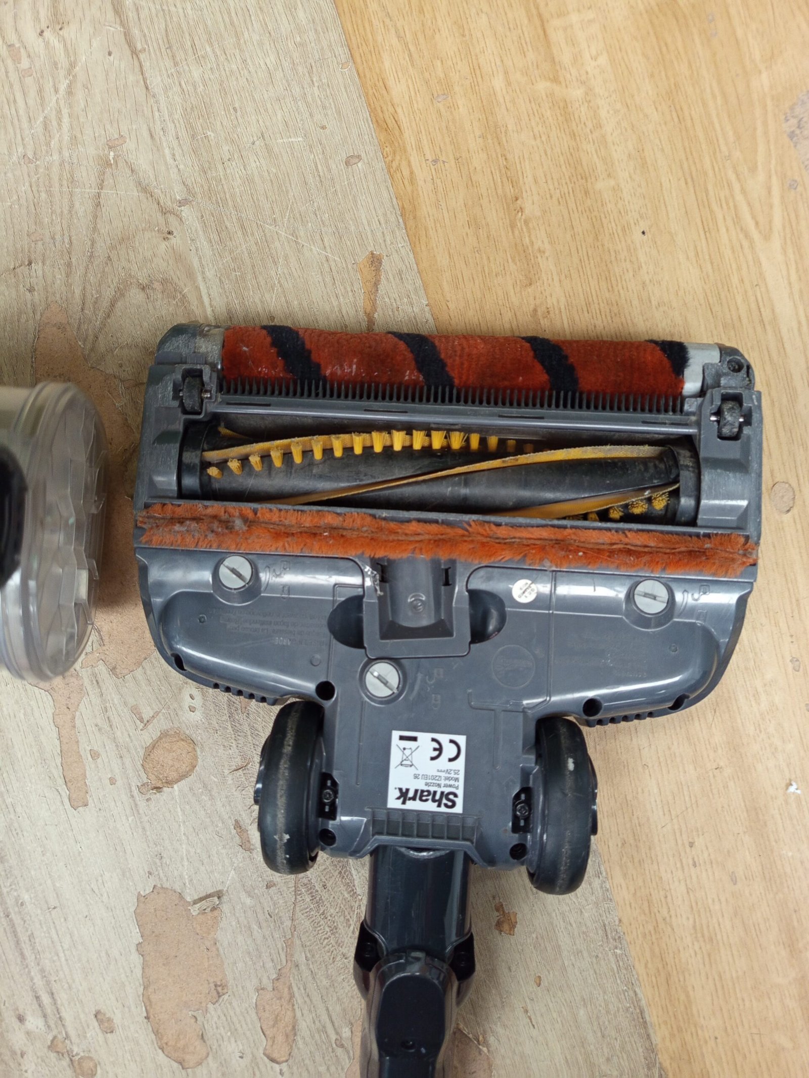 Shark Aspiradora escoba sin cable - Imagen 7