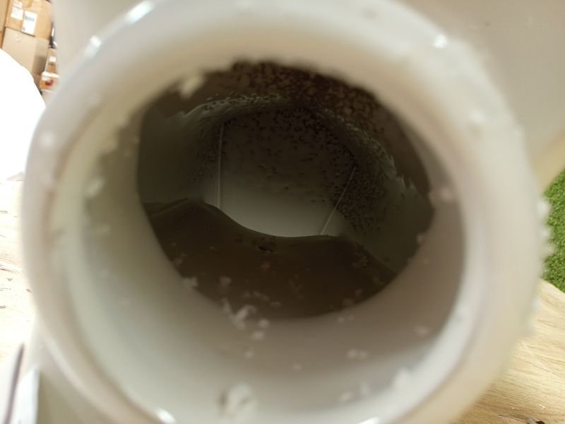 Inodoro cerámico blanco - Imagen 7