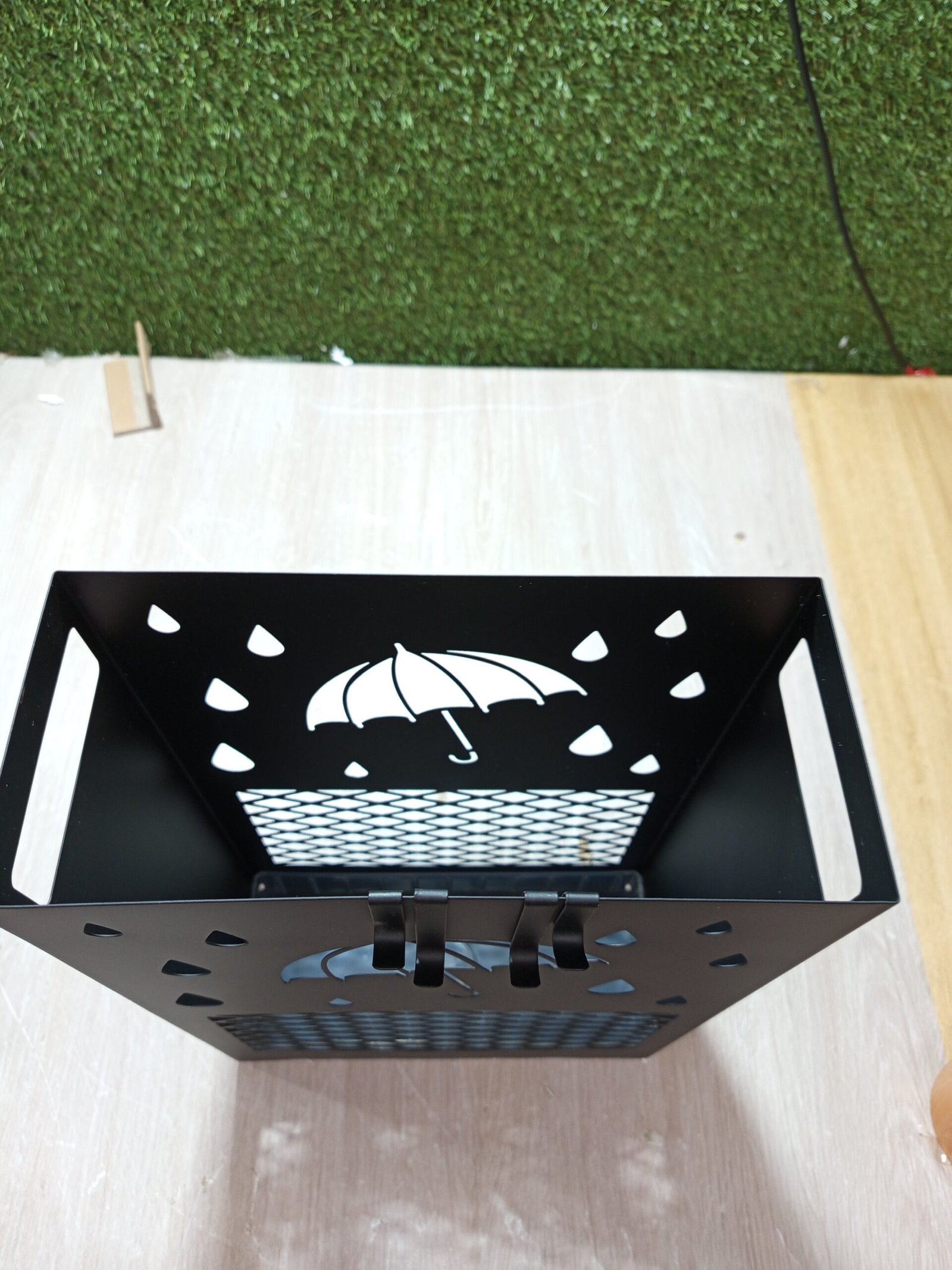 SONGMICS Soporte de Paraguas LUC004B01 - Imagen 4