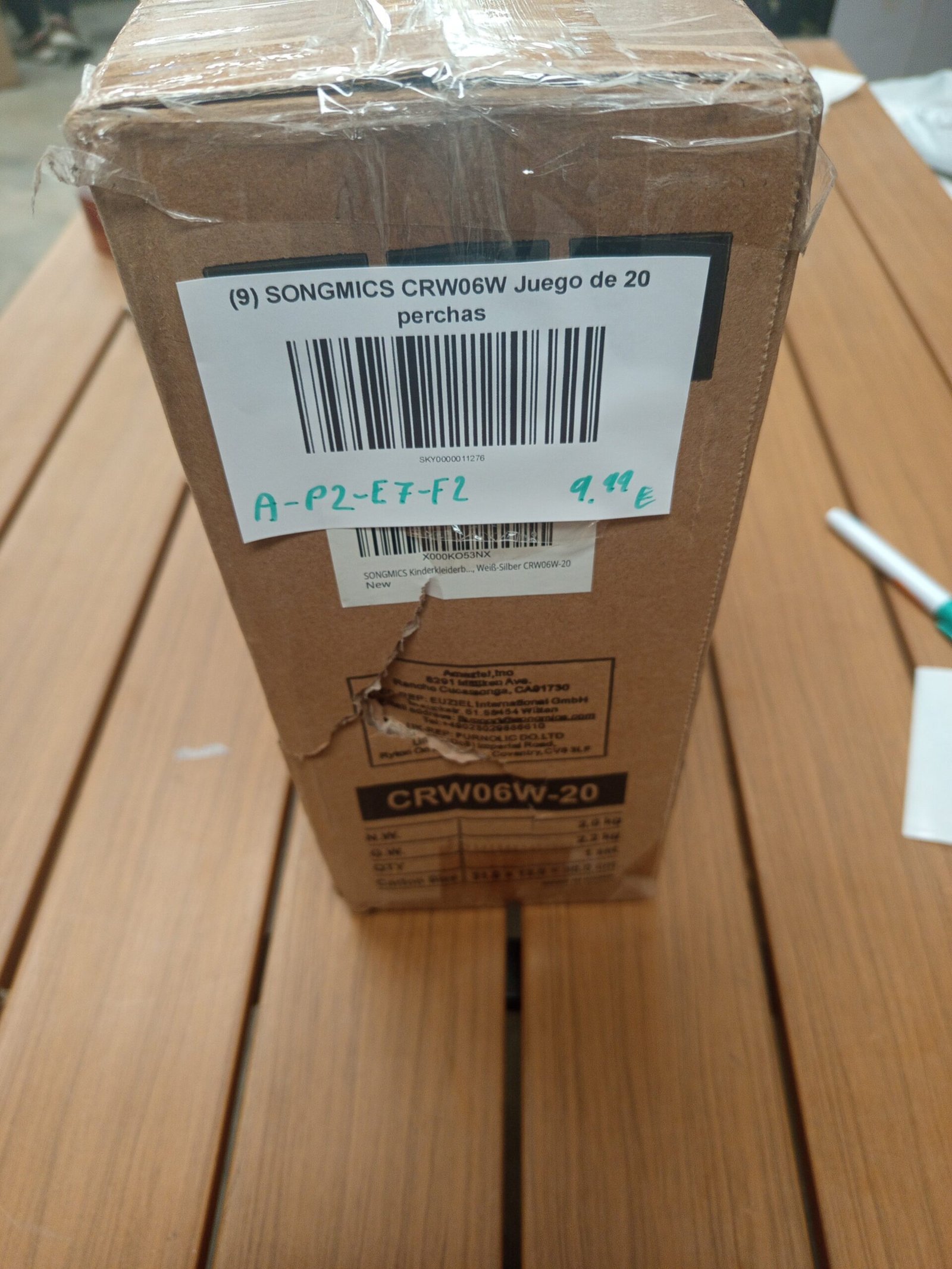 SONGMICS CRW06W-20 Juego de 20 Perchas para Niños de Madera Maciza. - Imagen 7