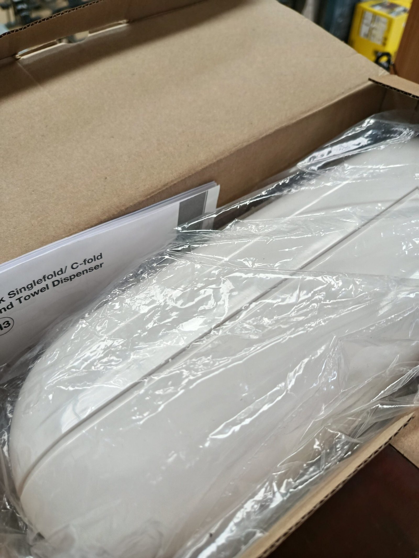 Dispensador de papel - H3 - Tork - Imagen 7