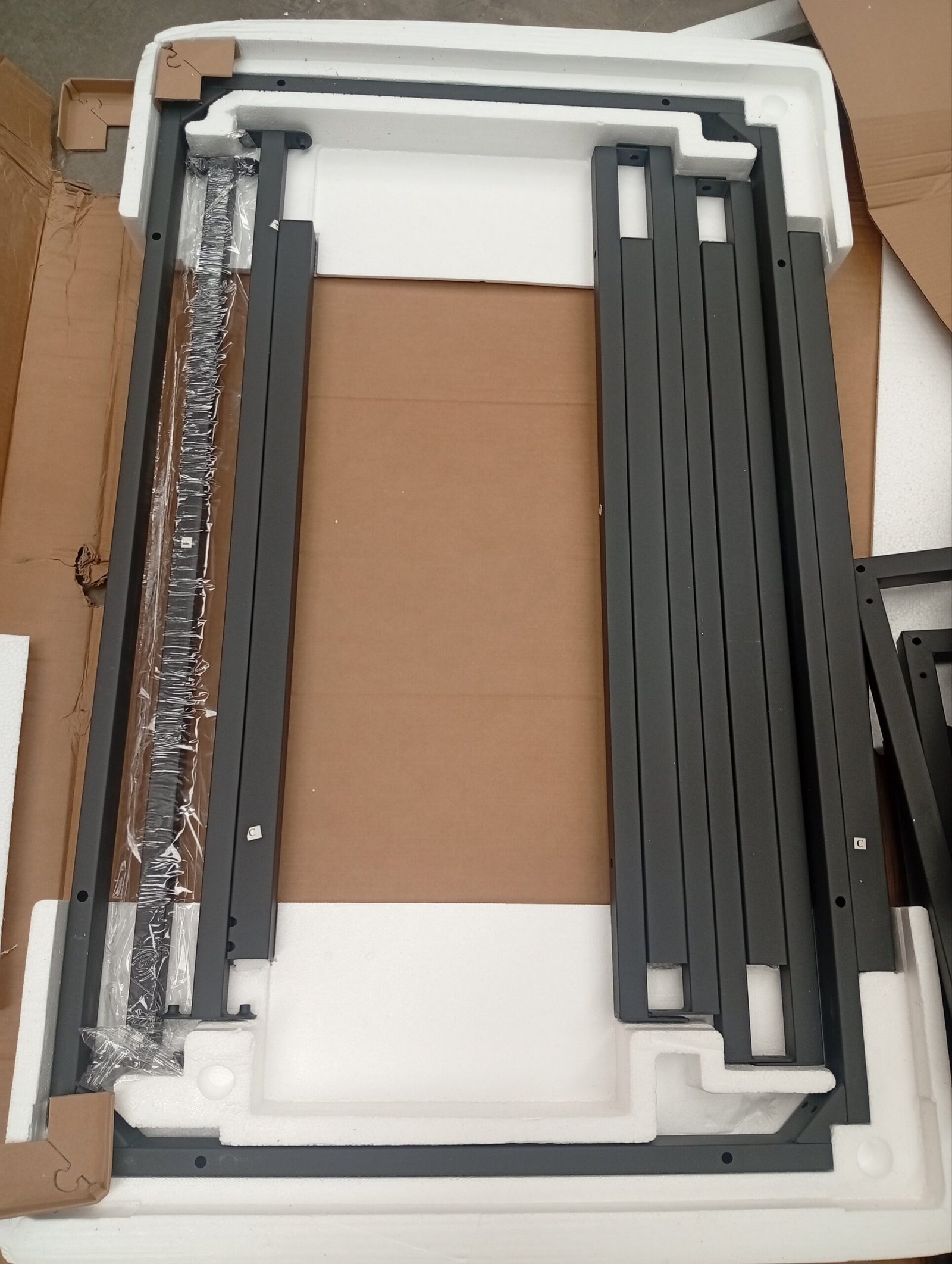 VASAGLE KDT070B01V1 CONJUNTO DE MESA Y DOS BANCOS - Imagen 4