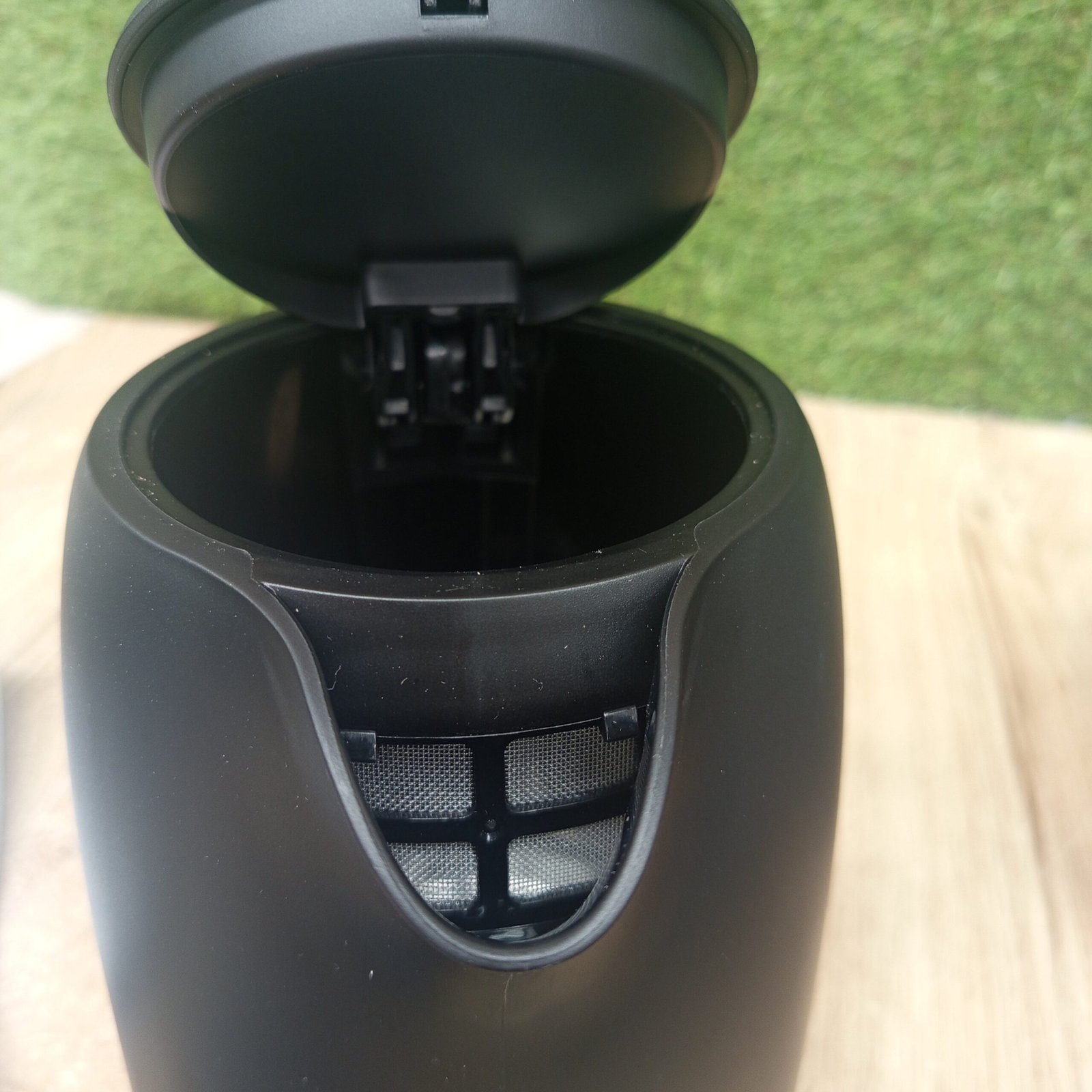 Hervidor de Agua Eléctrico - Amazon Basics - Imagen 3