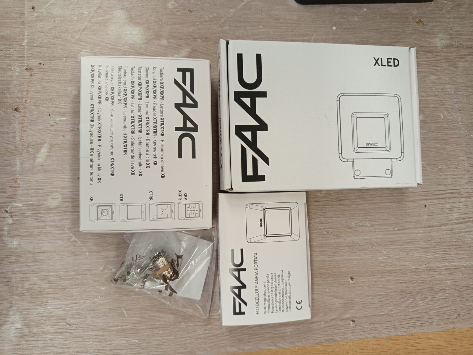 FAAC - Modelo Delta 2 - Código 1056303445 - Kit de automatización para puertas. - Imagen 4