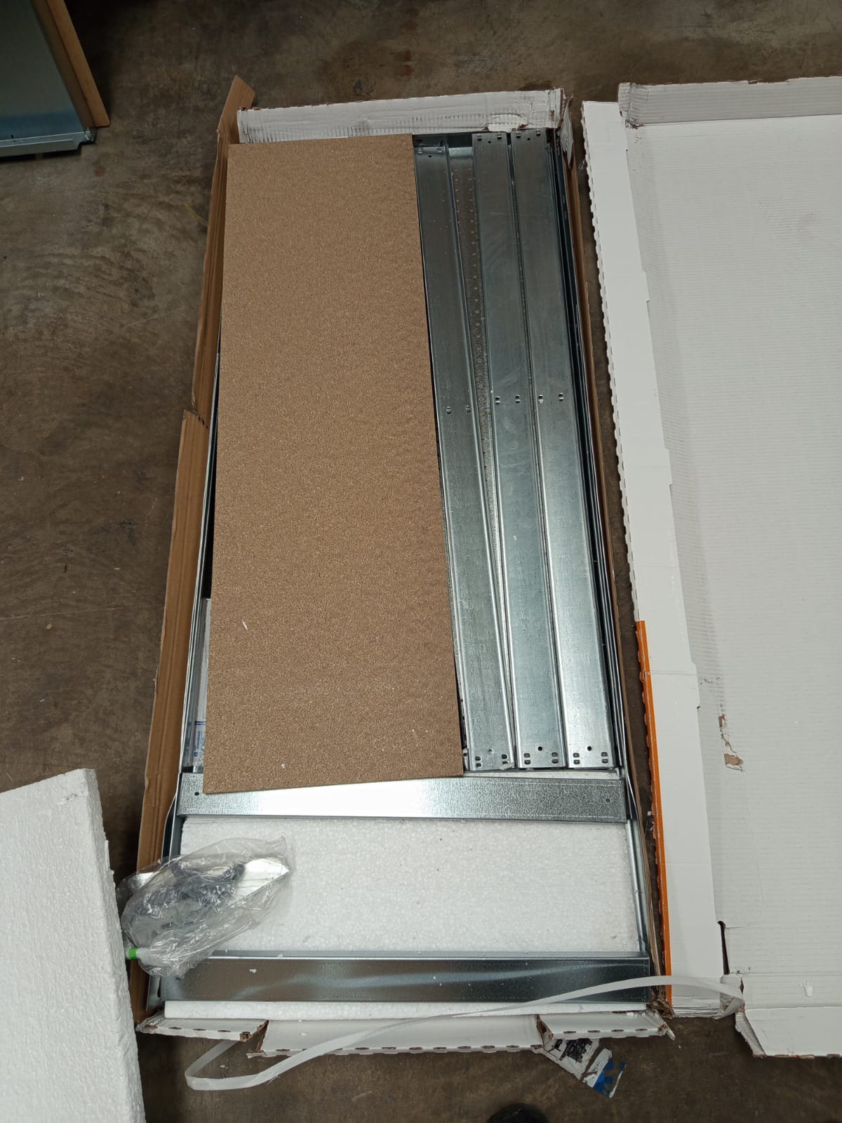 SIMONWORK BT3 BOX 1200 AZUL/MADERA Mesa de trabajo - Imagen 3