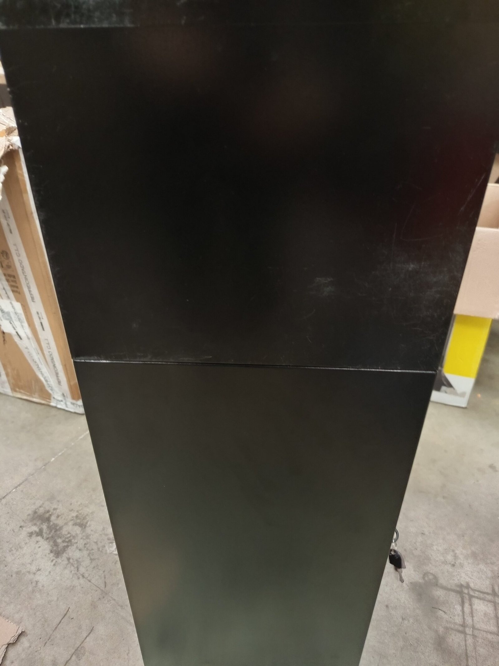 Caja para Paquetes de correos Vevor - Imagen 5