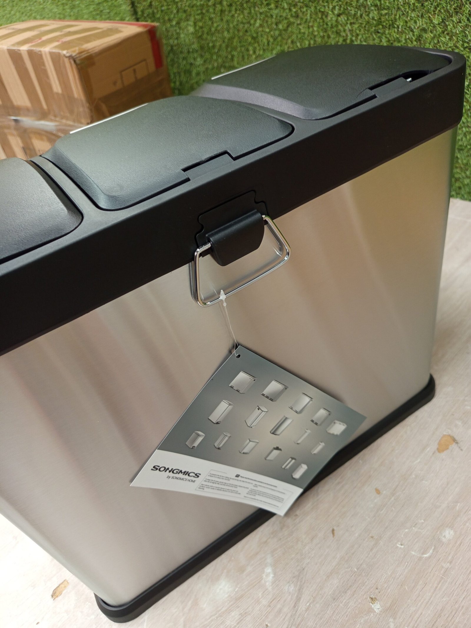 SONGMICS Cubo de Basura de Cocina LTB24L. - Imagen 5