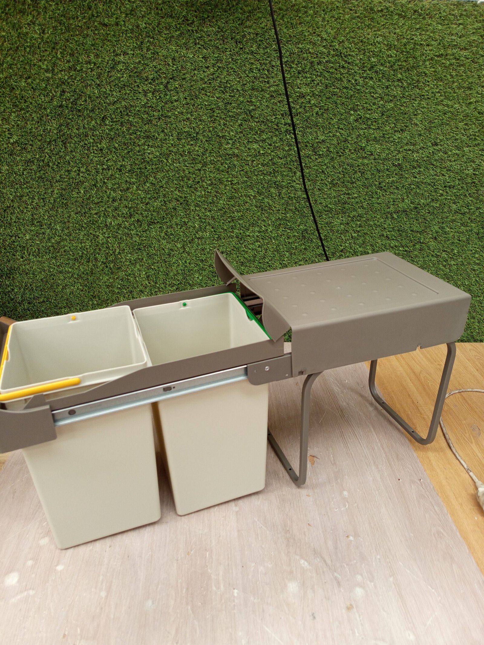 Cubo de Basura extraíble con extracción Manual - Imagen 9