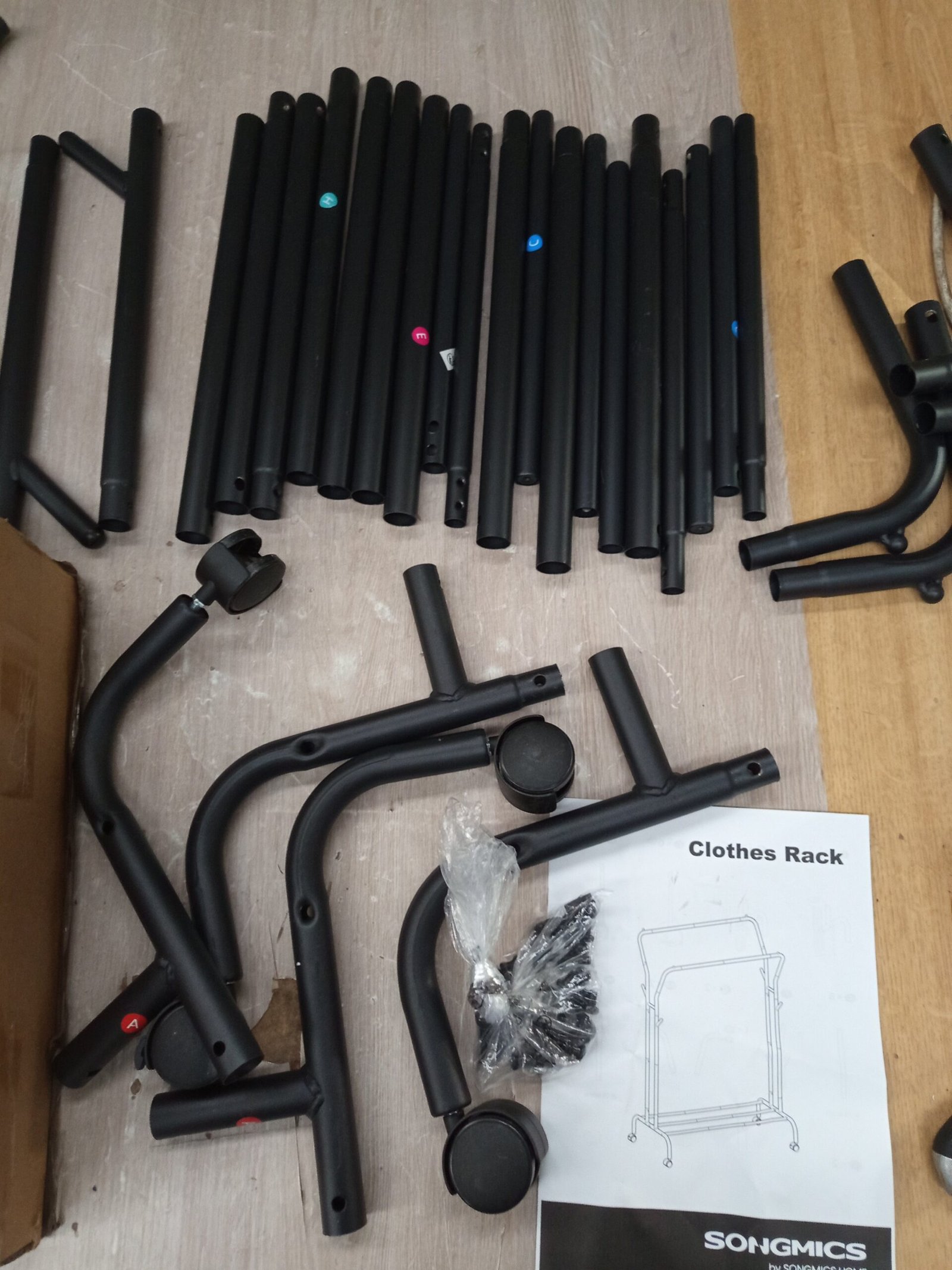 SONGMICS Burro para Ropa HSR107B01 - Imagen 6