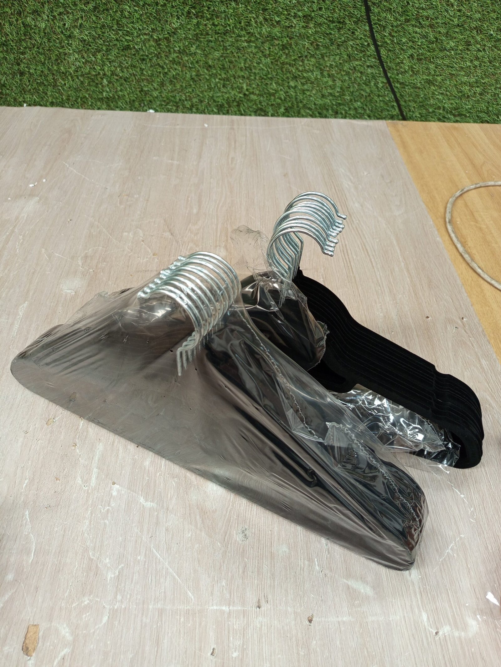 SONGMICS Percha de Terciopelo CRF20B - Imagen 5