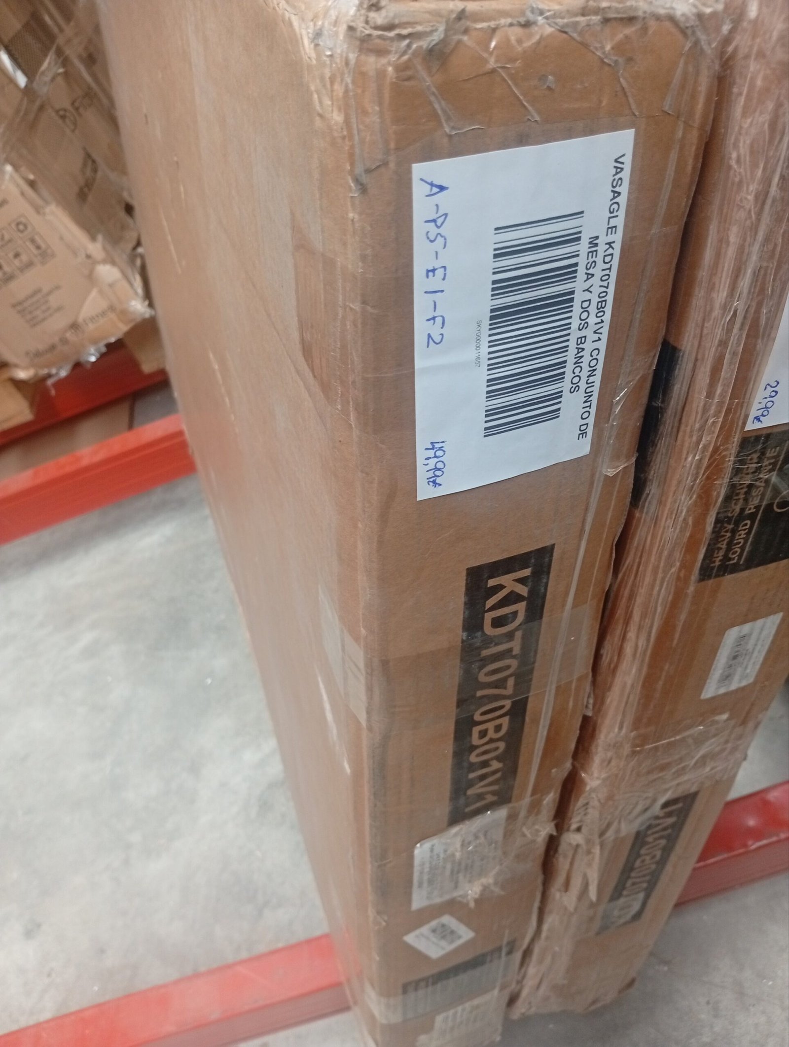 VASAGLE KDT070B01V1 CONJUNTO DE MESA Y DOS BANCOS - Imagen 7