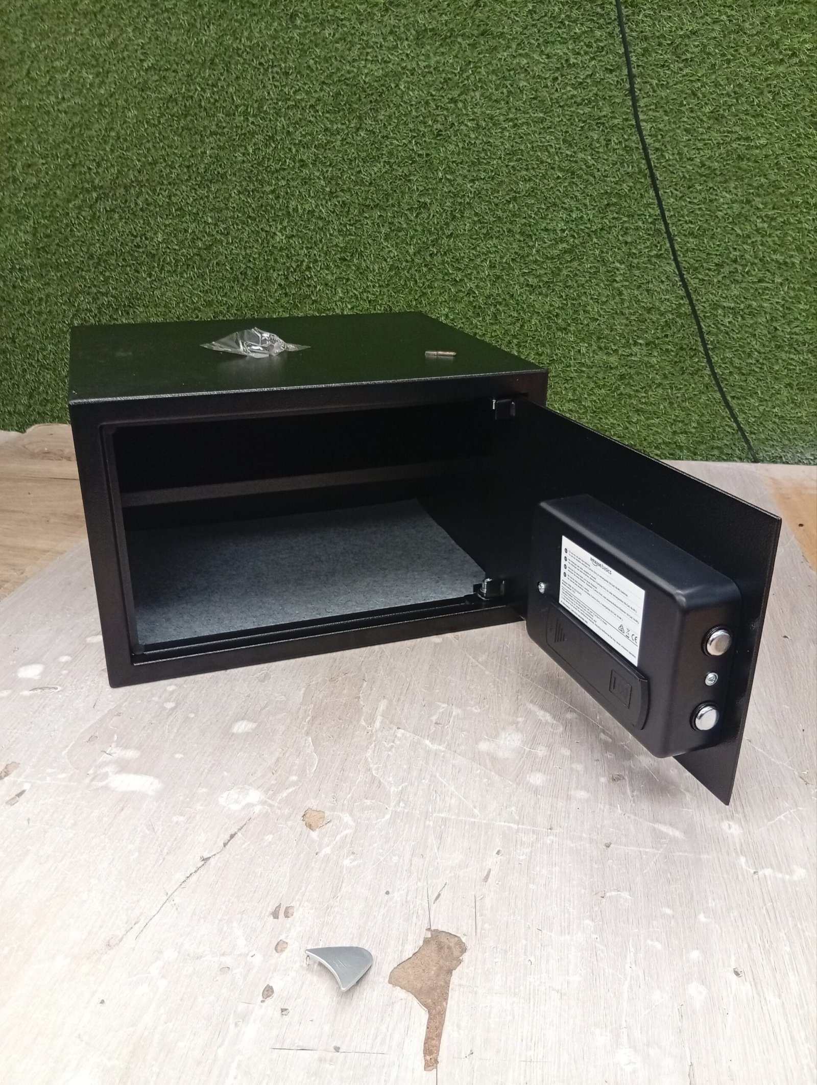 Amazon Basics Caja Fuerte de Seguridad. - Imagen 3