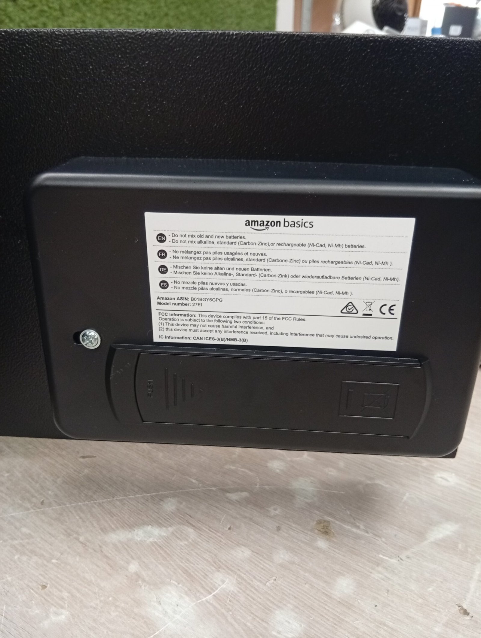 Amazon Basics Caja Fuerte de Seguridad. - Imagen 4