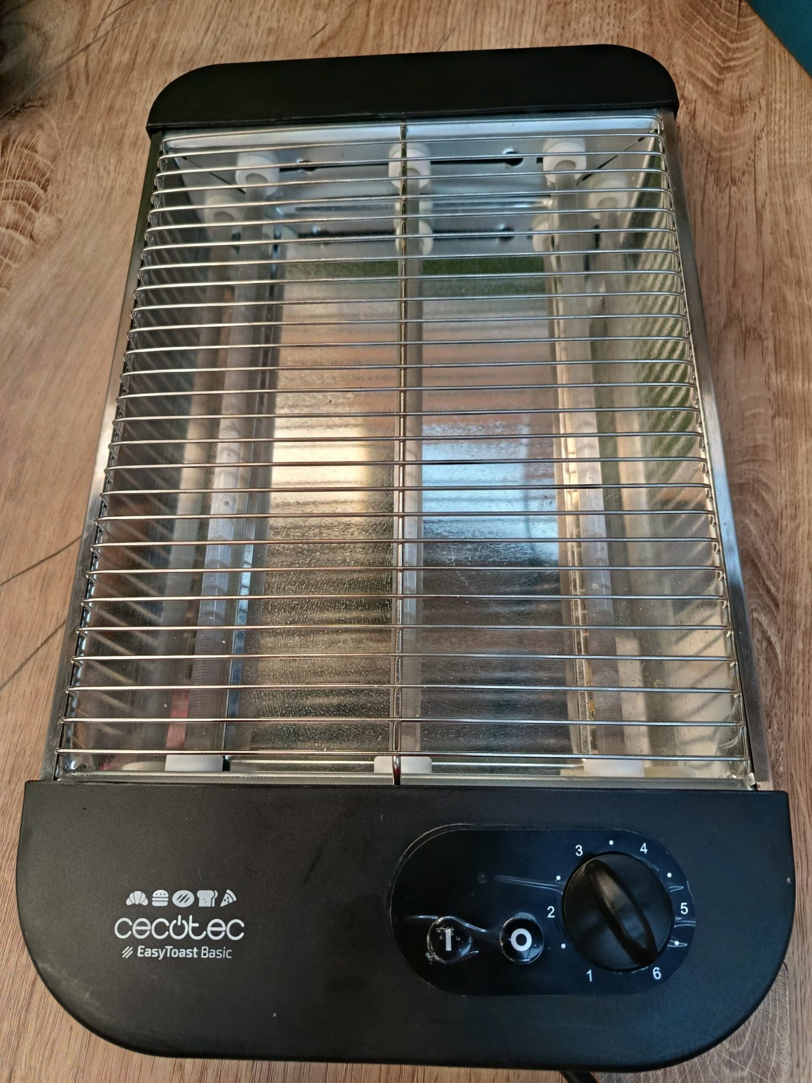 Cecotec Tostador Plano Horizontal Turbo Easytoast Basic, Negro - Imagen 3