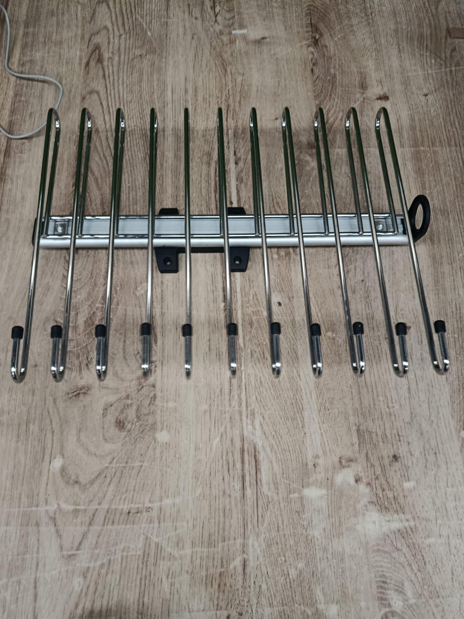 Emuca Pantalonero Extraíble para Armario - Imagen 4