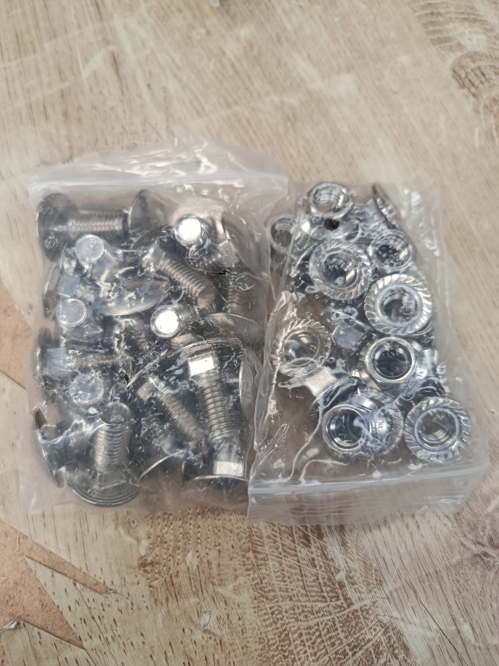 NuaFix - 10 ganchos de tejado para sistemas FV perfiles de aluminio - Imagen 4