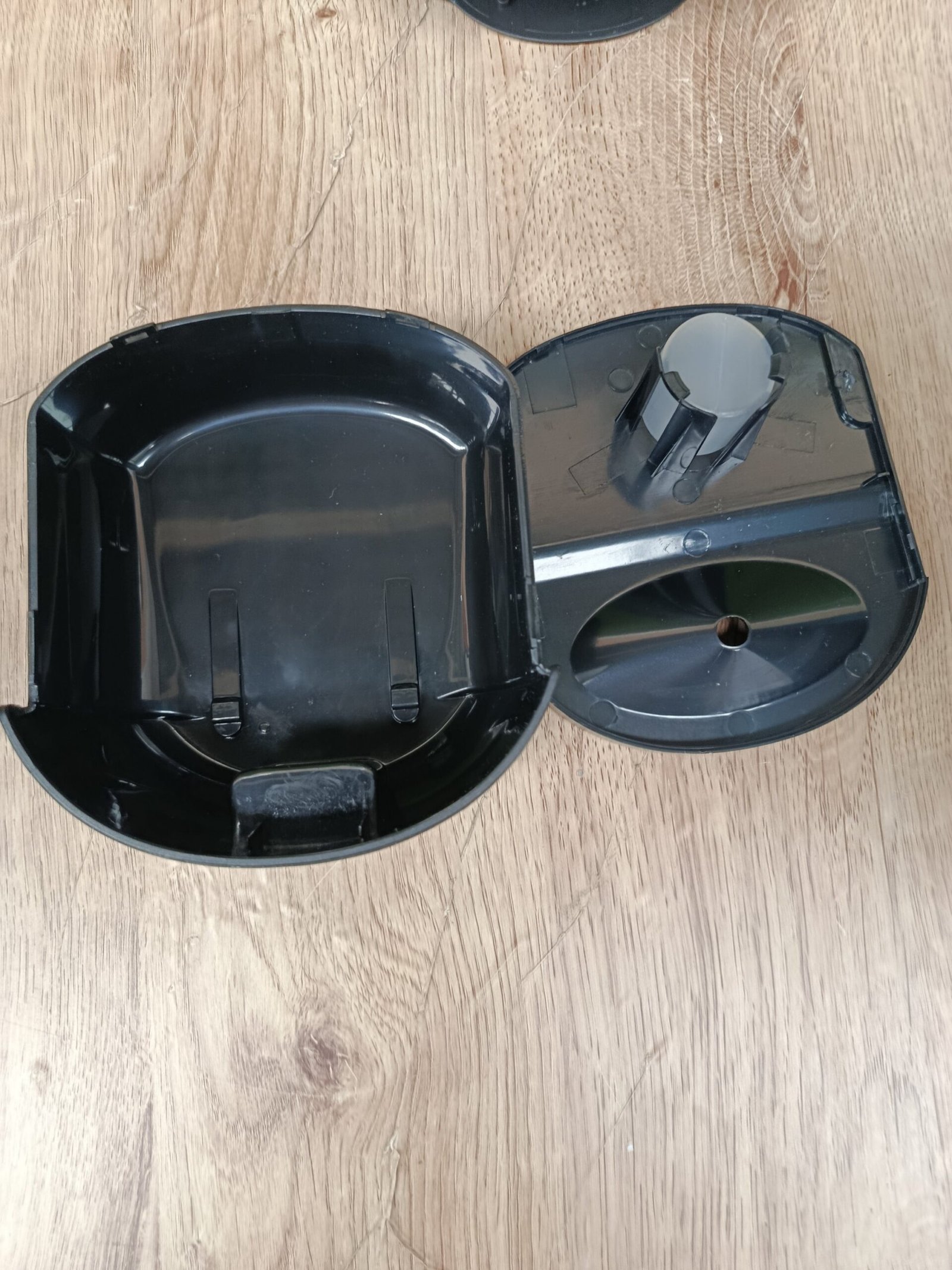 Cecotec Deshumidificador Eléctrico Silencioso BigDry 2000 Light Black - Imagen 7