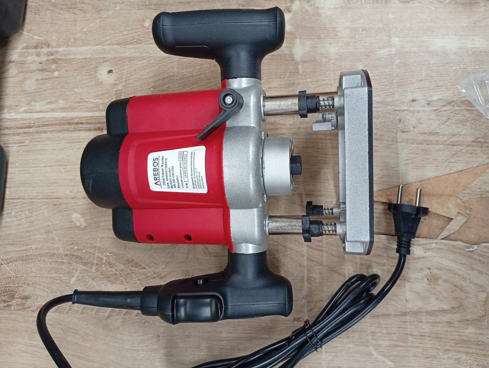 AREBOS Fresadora 1200W. - Imagen 7