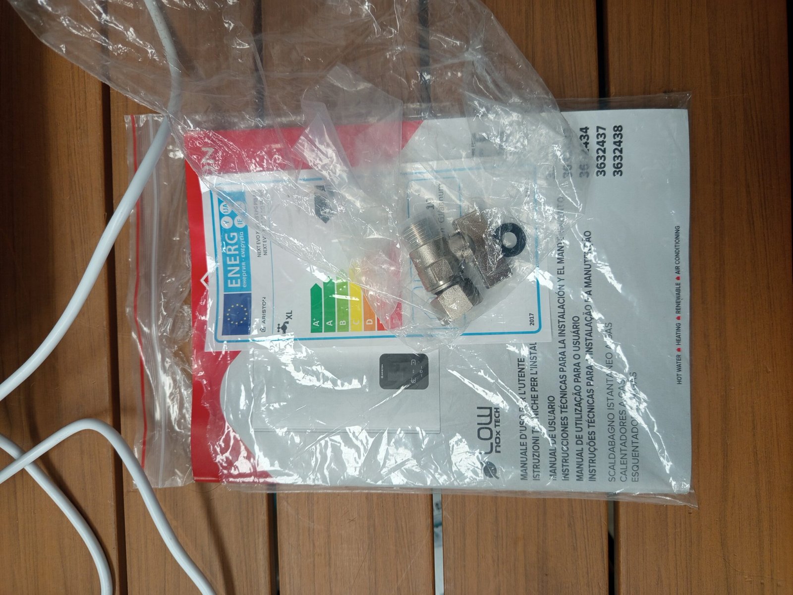 Ariston Next Evo X - Calentador de Agua 16L/min Bajo Consumo, Calentador Gas - Imagen 8