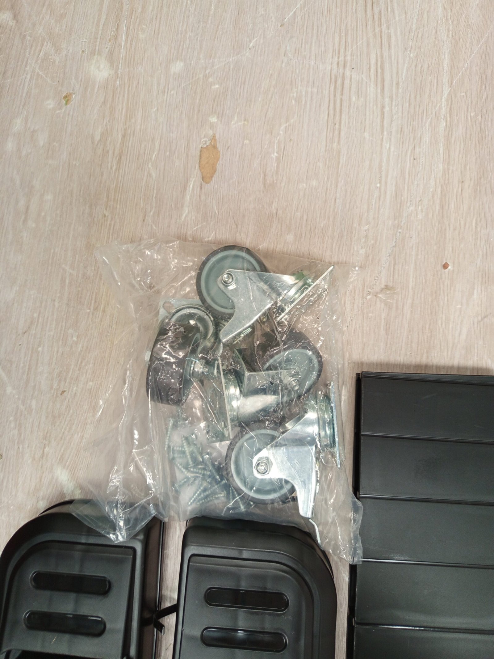 Keter- Carro de herramientas con 7 cajones. - Imagen 2