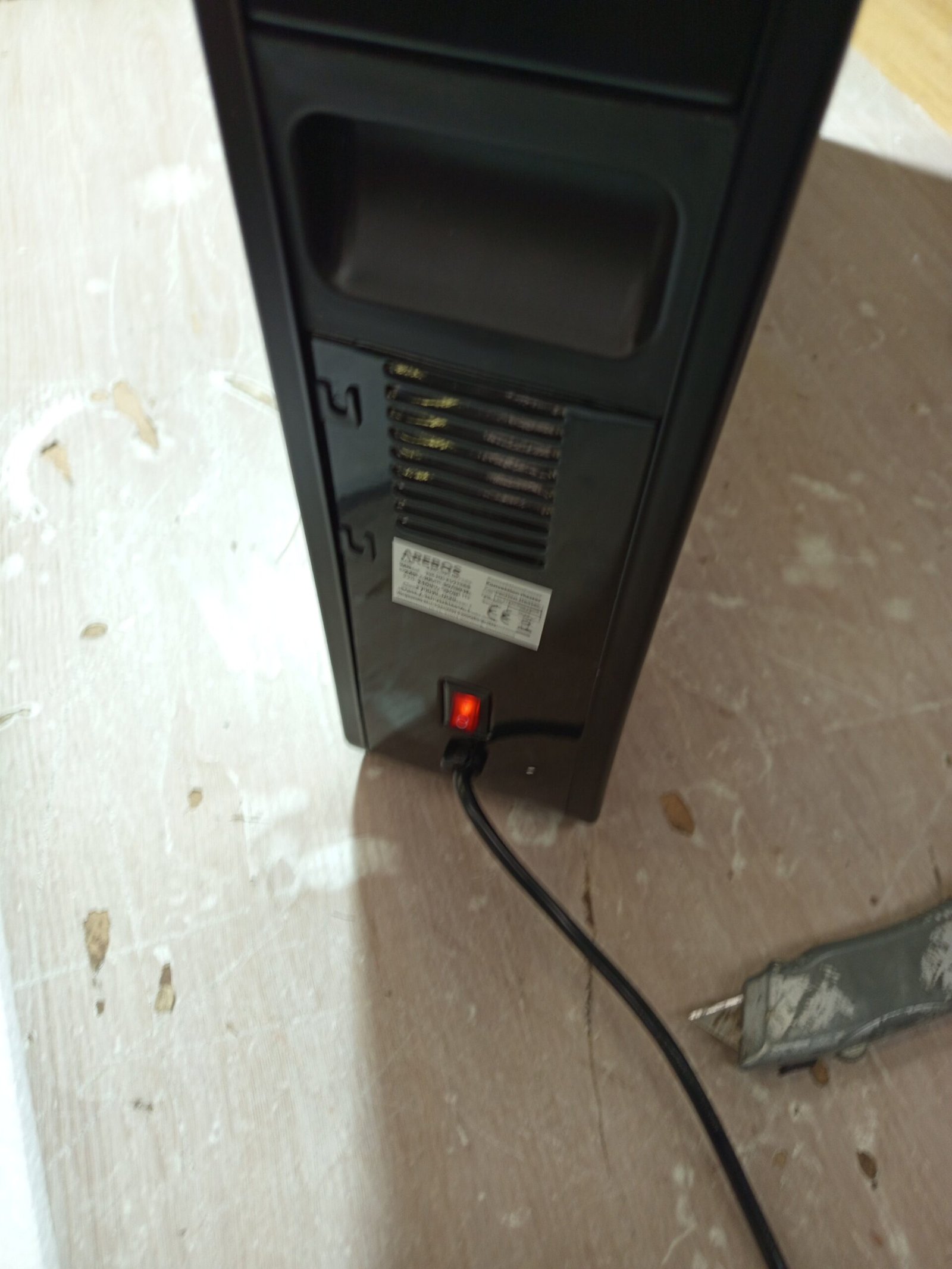 Arebos Calefactor Bajo Consumo 2300 W - Imagen 5